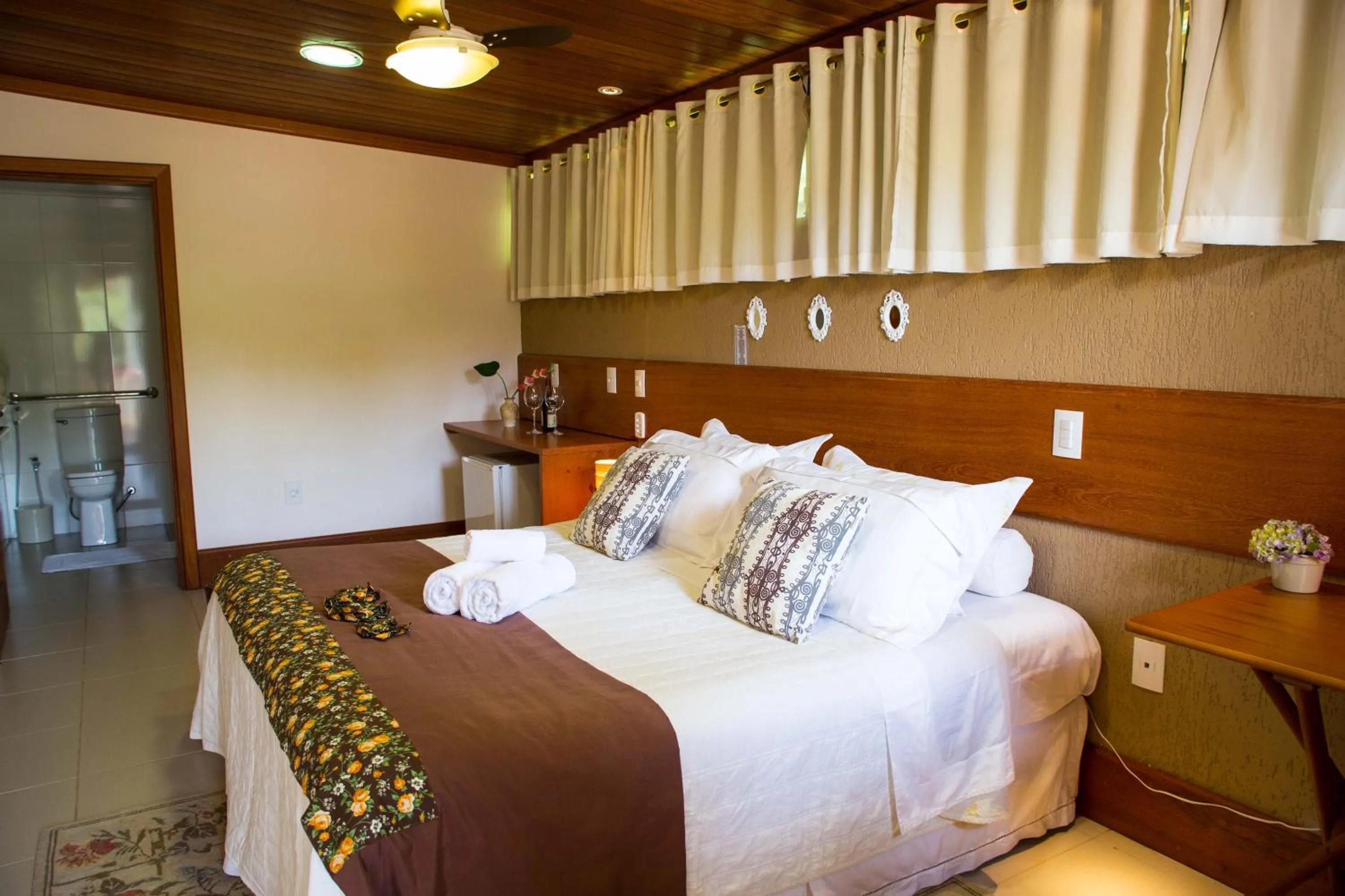 Double Room - Disability Access in Chez Domaine Pousada Organica