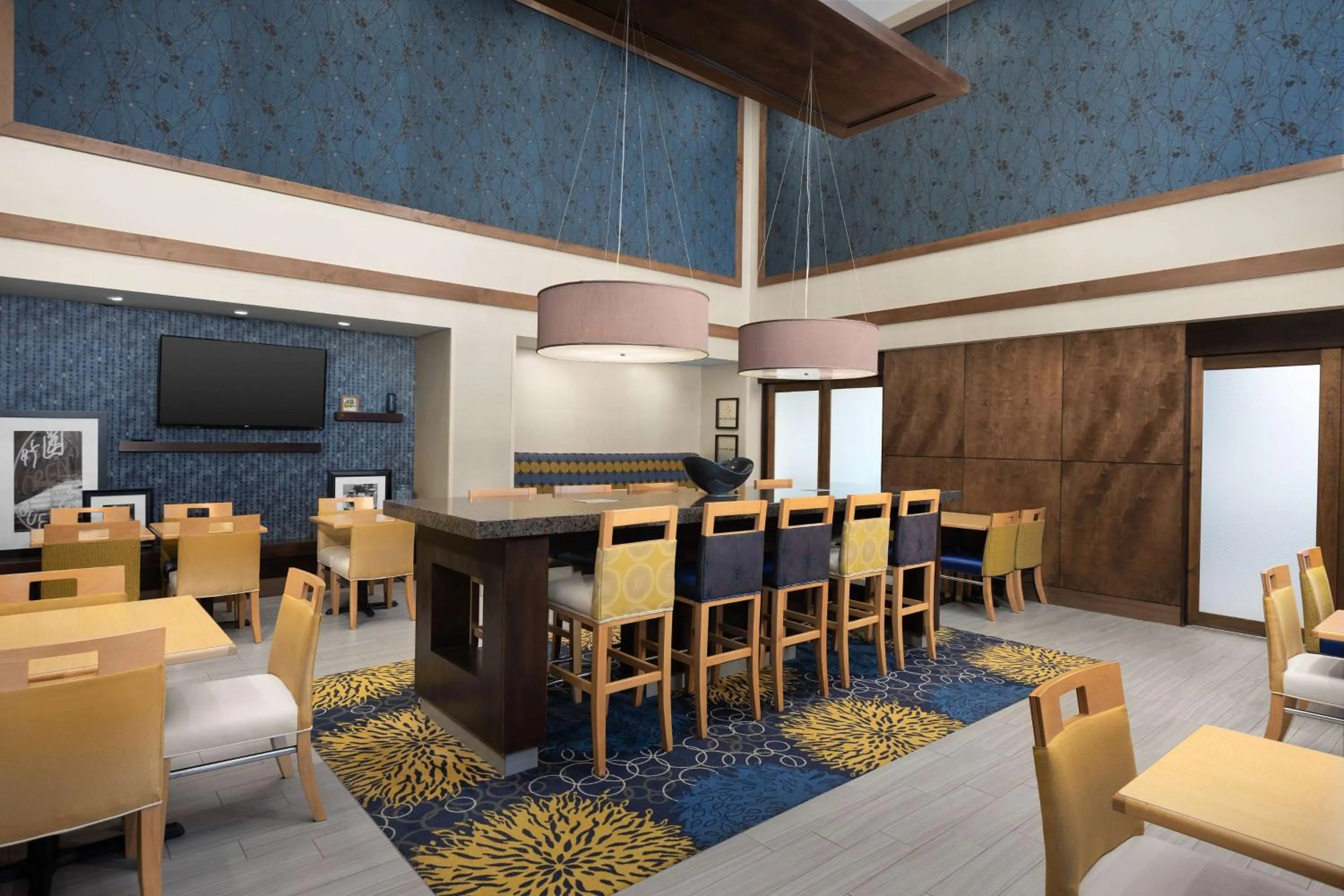 Breakfast in Hampton Inn Syracuse Clay