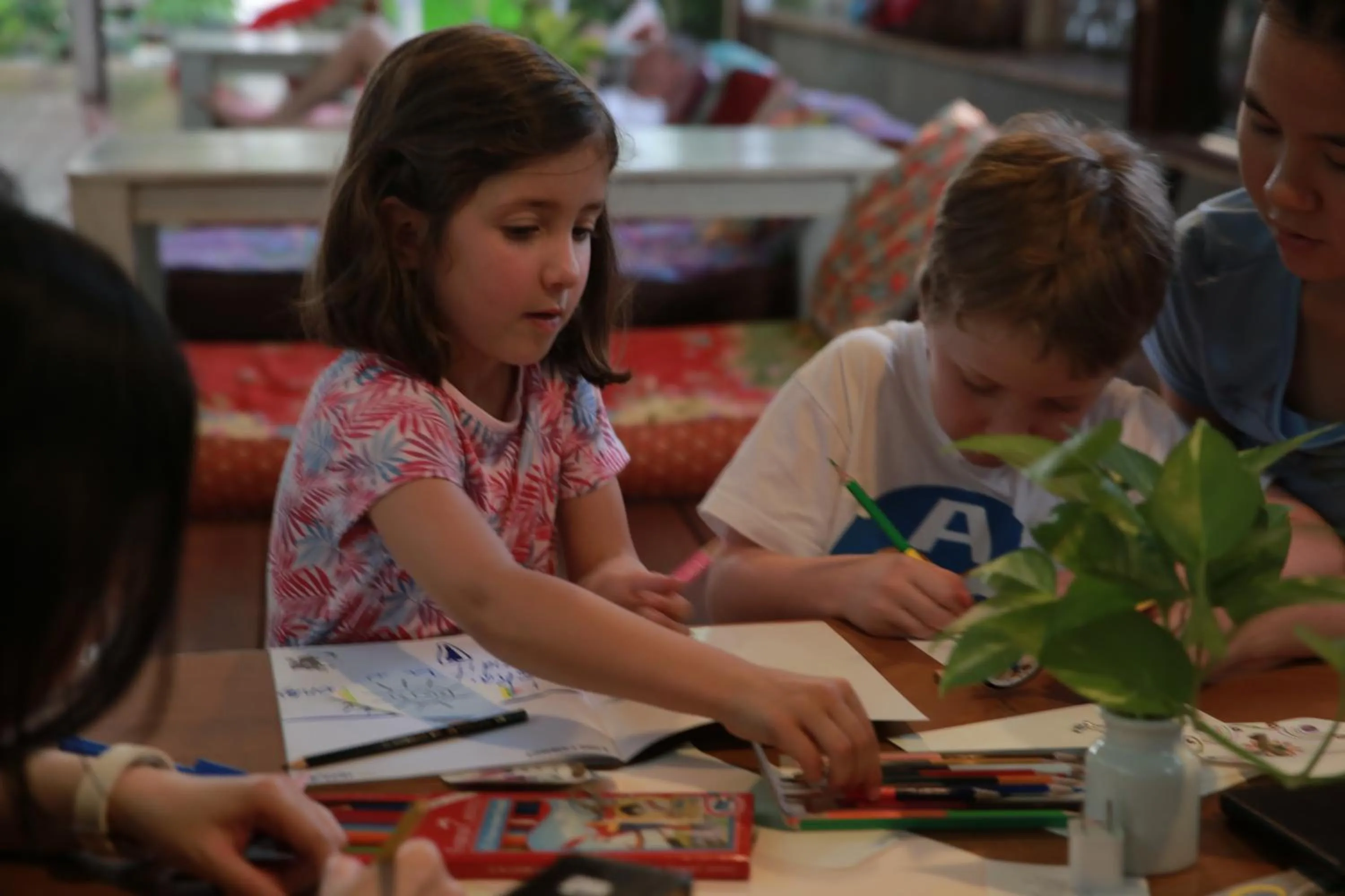 children in Phranakorn-Nornlen