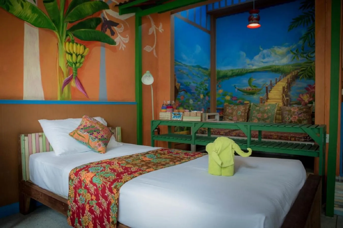 Bed in Phranakorn-Nornlen