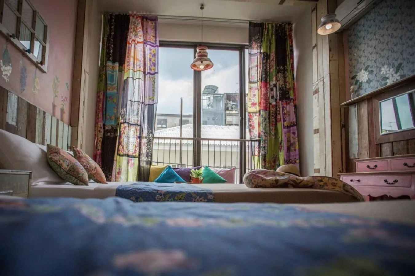 Photo of the whole room, Bed in Phranakorn-Nornlen