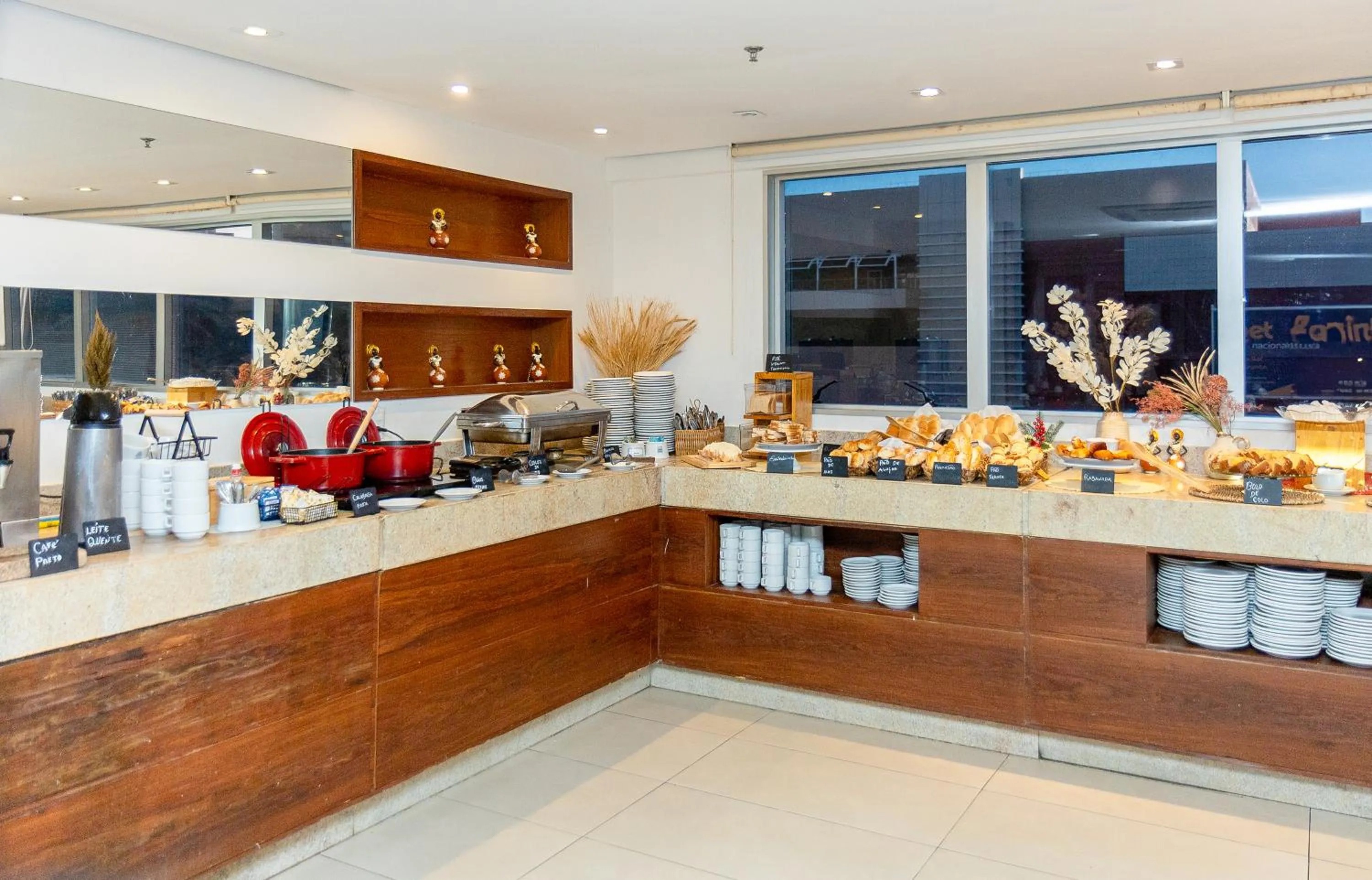 Restaurant/places to eat in Salvador Business & Flat by Avectur