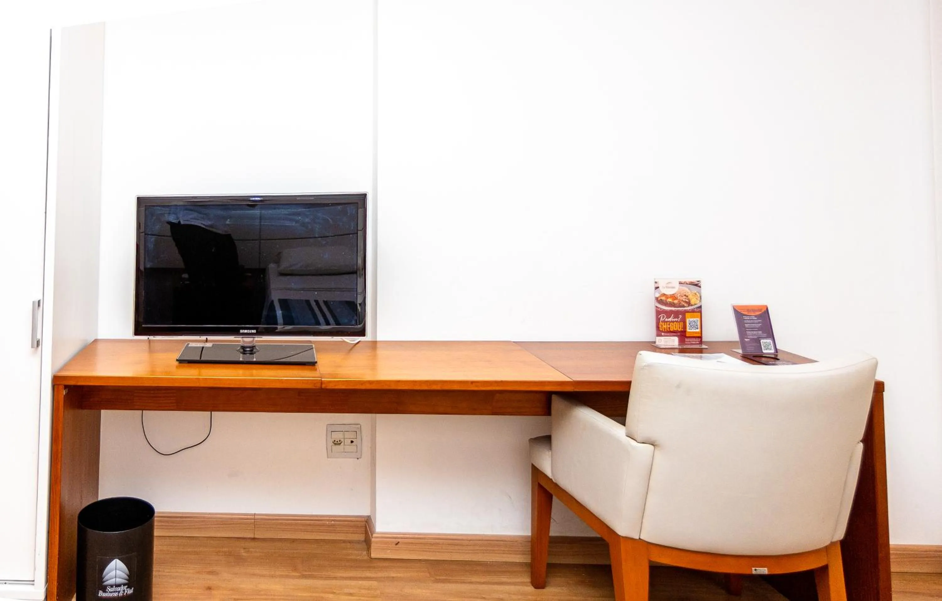 TV and multimedia in Salvador Business & Flat by Avectur