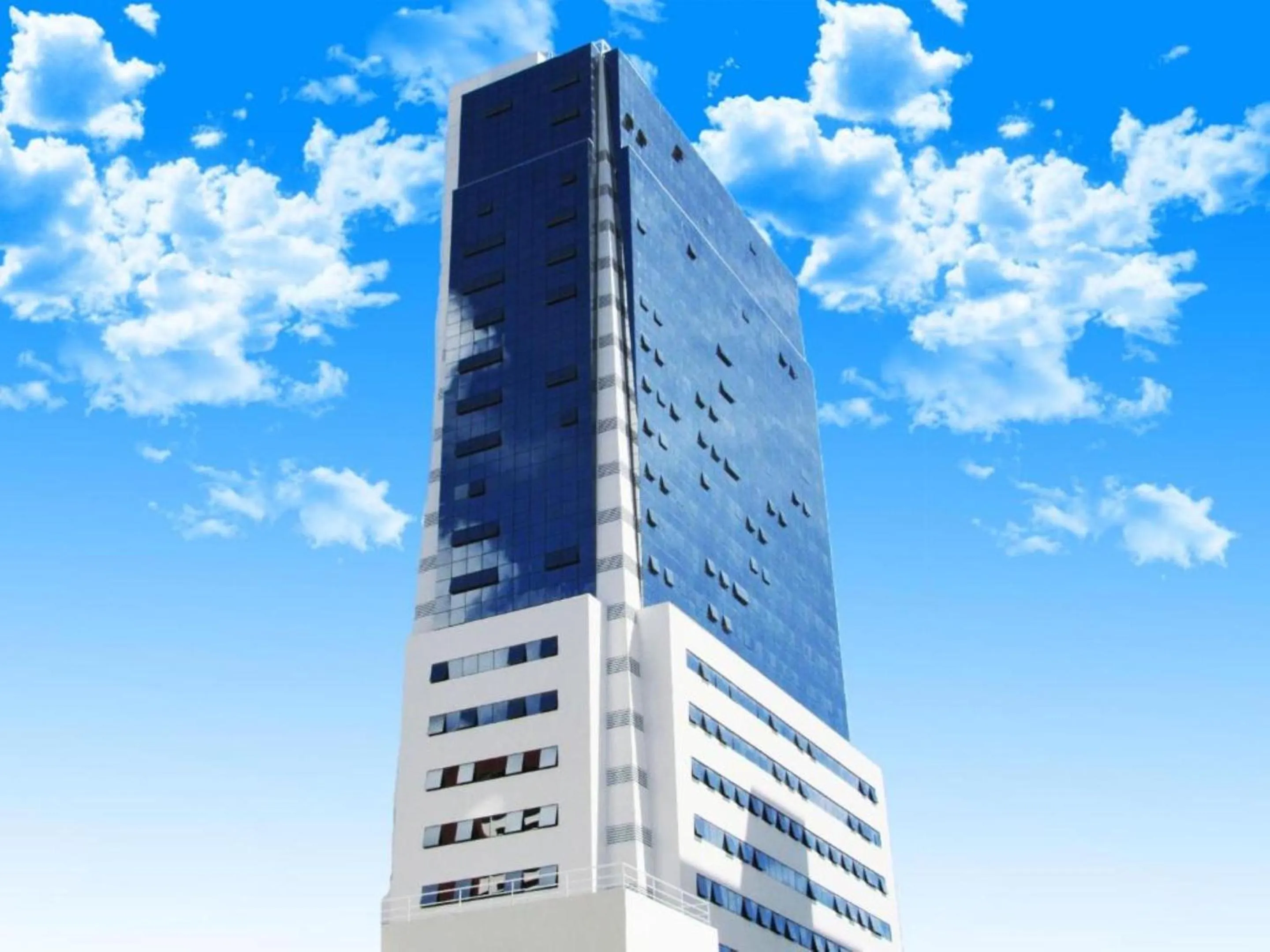 Property building in Salvador Business & Flat by Avectur