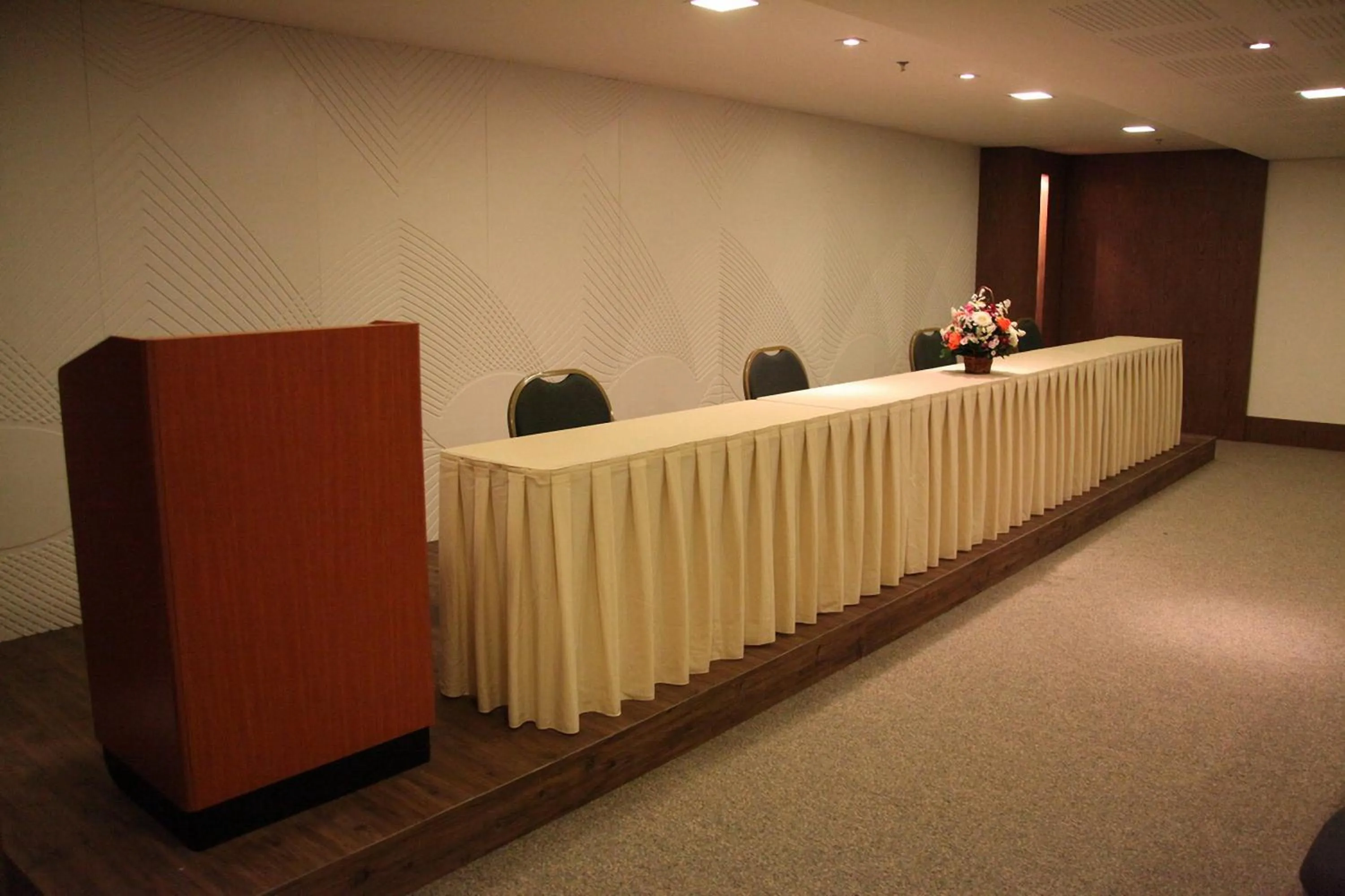 Meeting/conference room in Salvador Business & Flat by Avectur