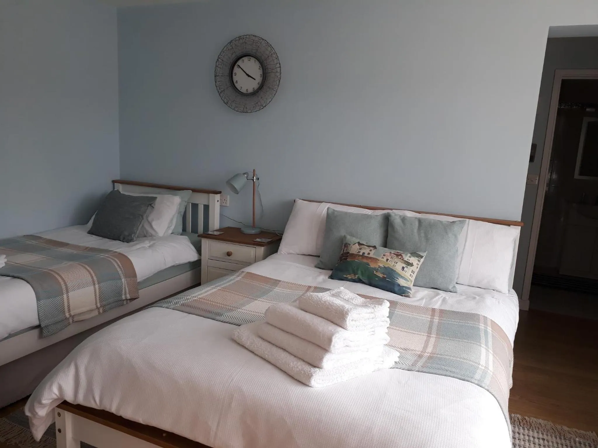 Family, Bed in Coast 77 B&B