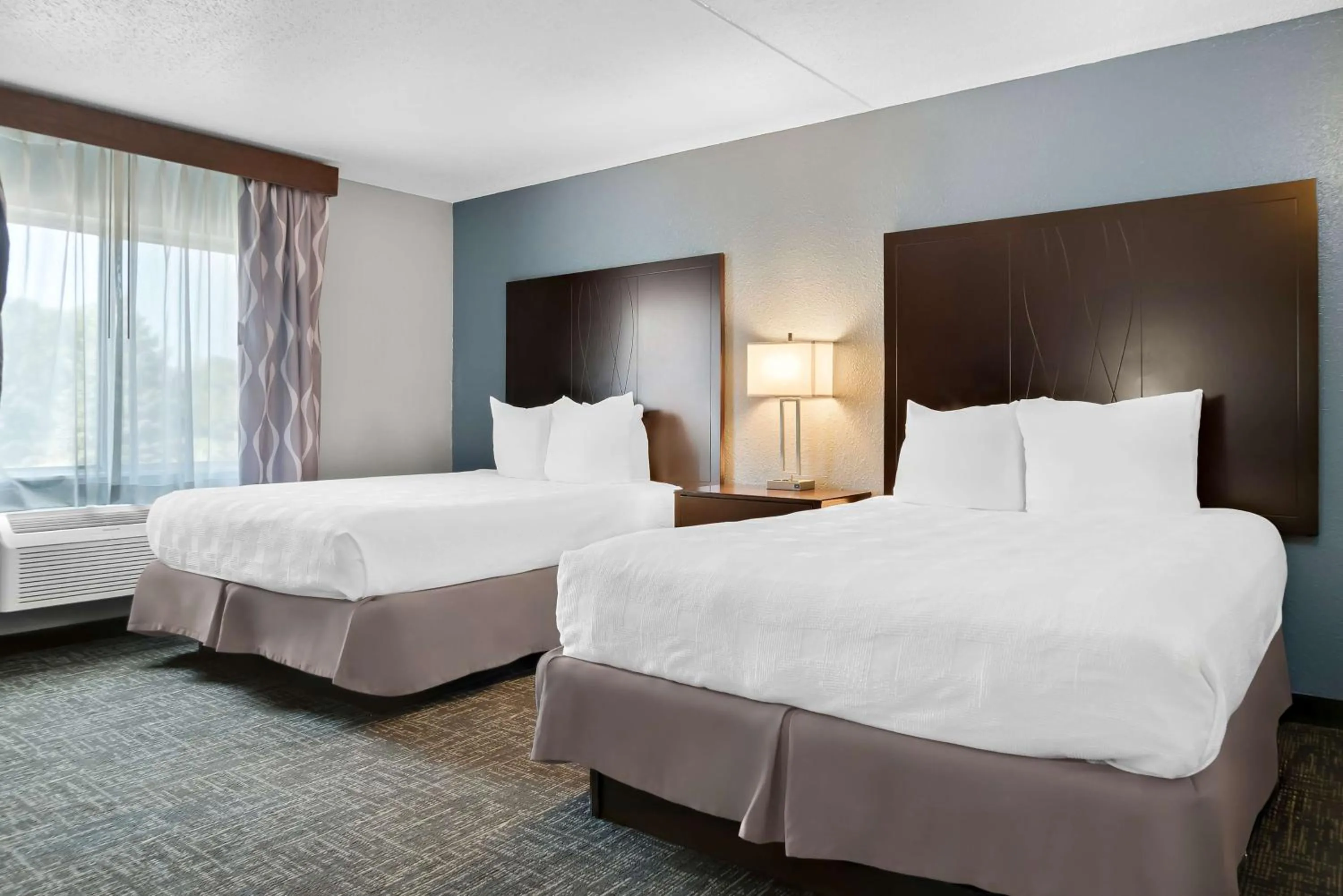 Bedroom, Bed in Best Western Plus Flint Airport Inn & Suites