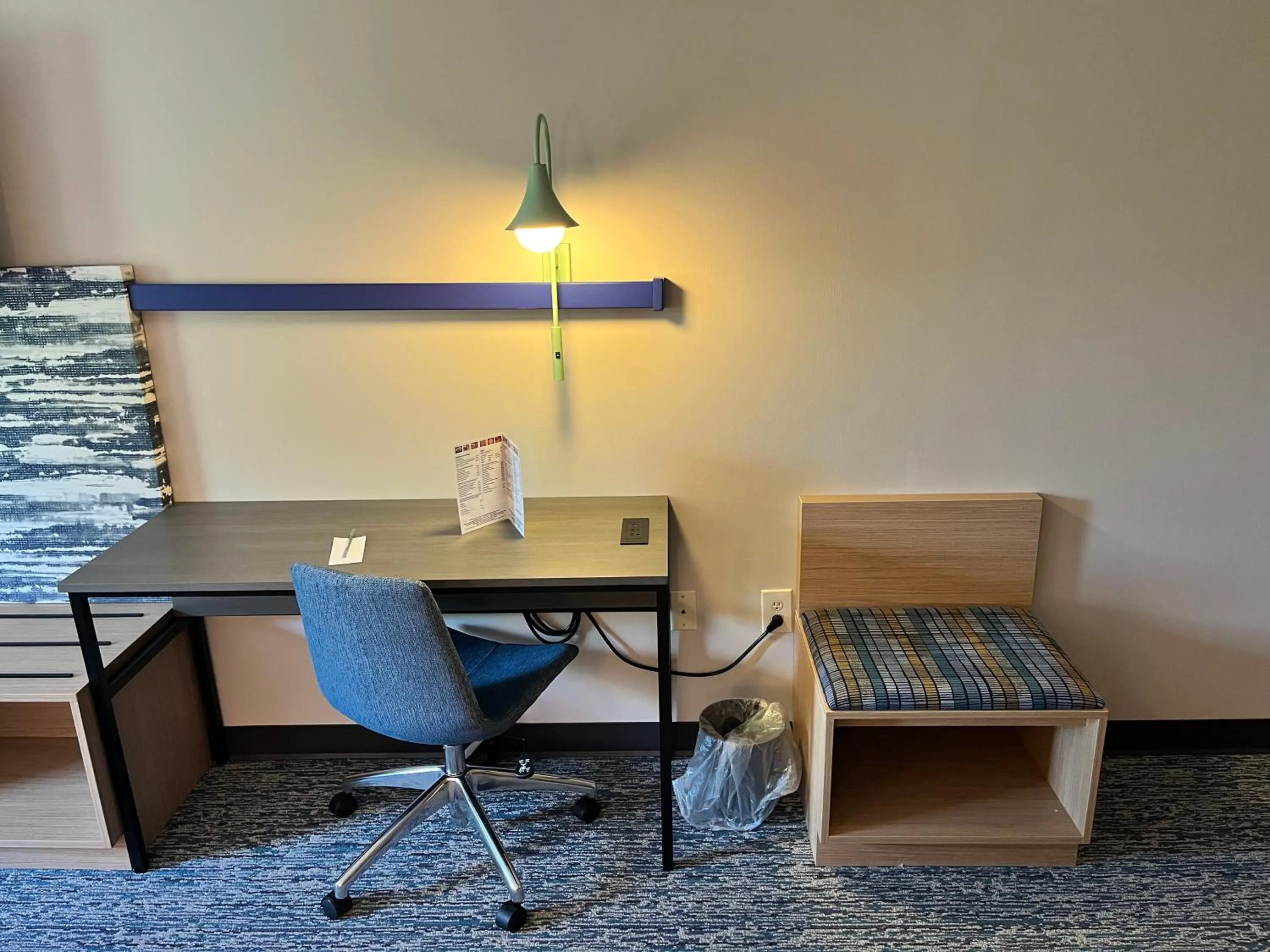 Seating area in Tapa Hotel Inn & Suites