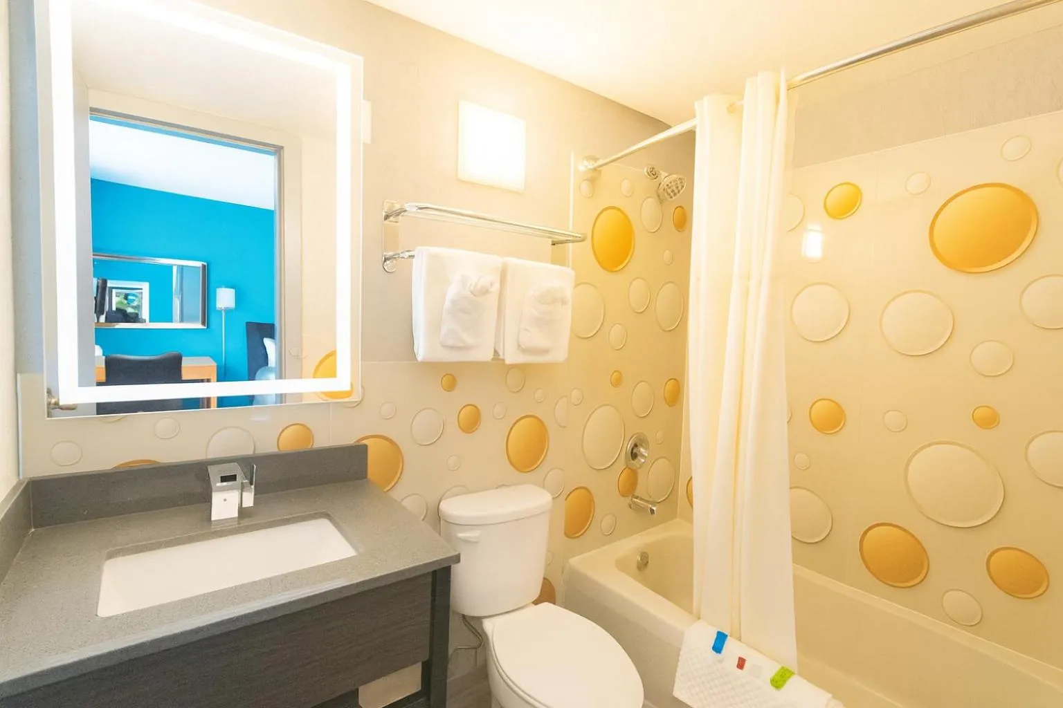 Bathroom in Executive Inn Owatonna Hwy 35