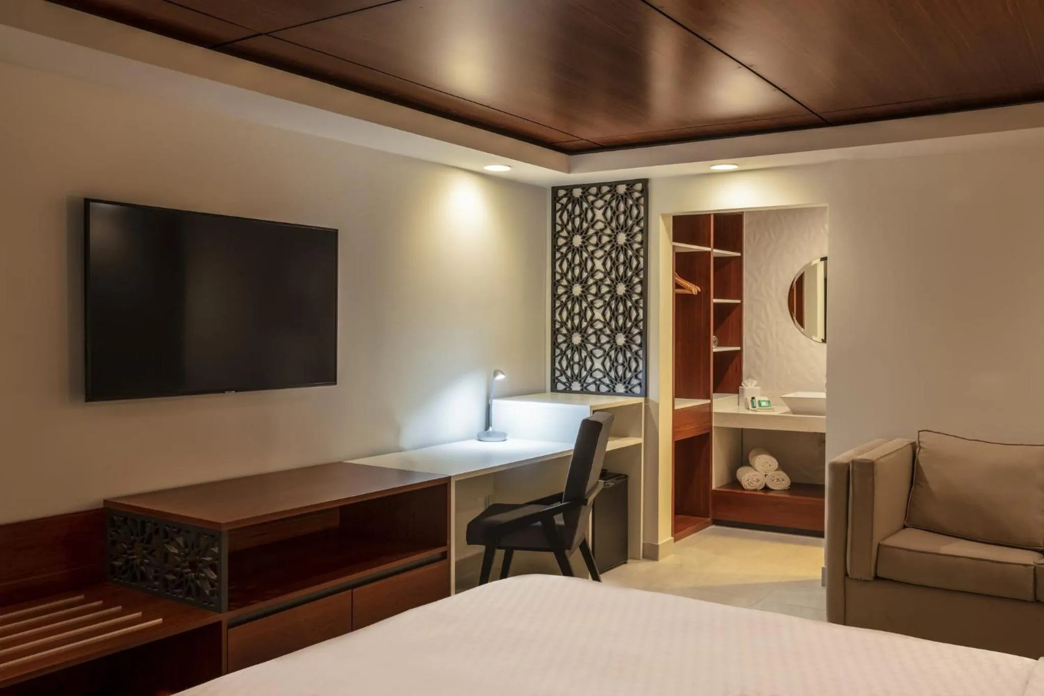 Photo of the whole room, Bed in Gamma Ciudad Juarez