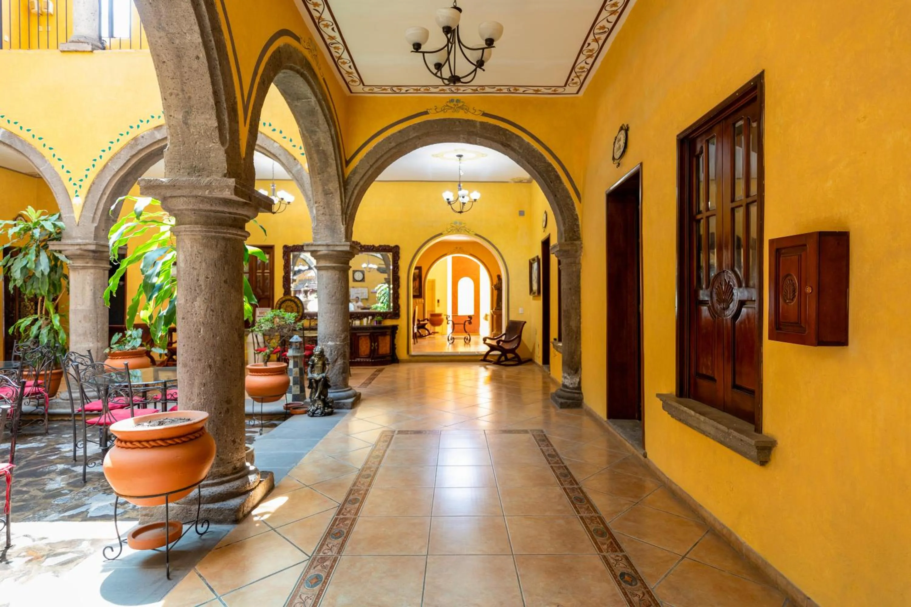 Facade/entrance in Hotel Casa Dulce Maria