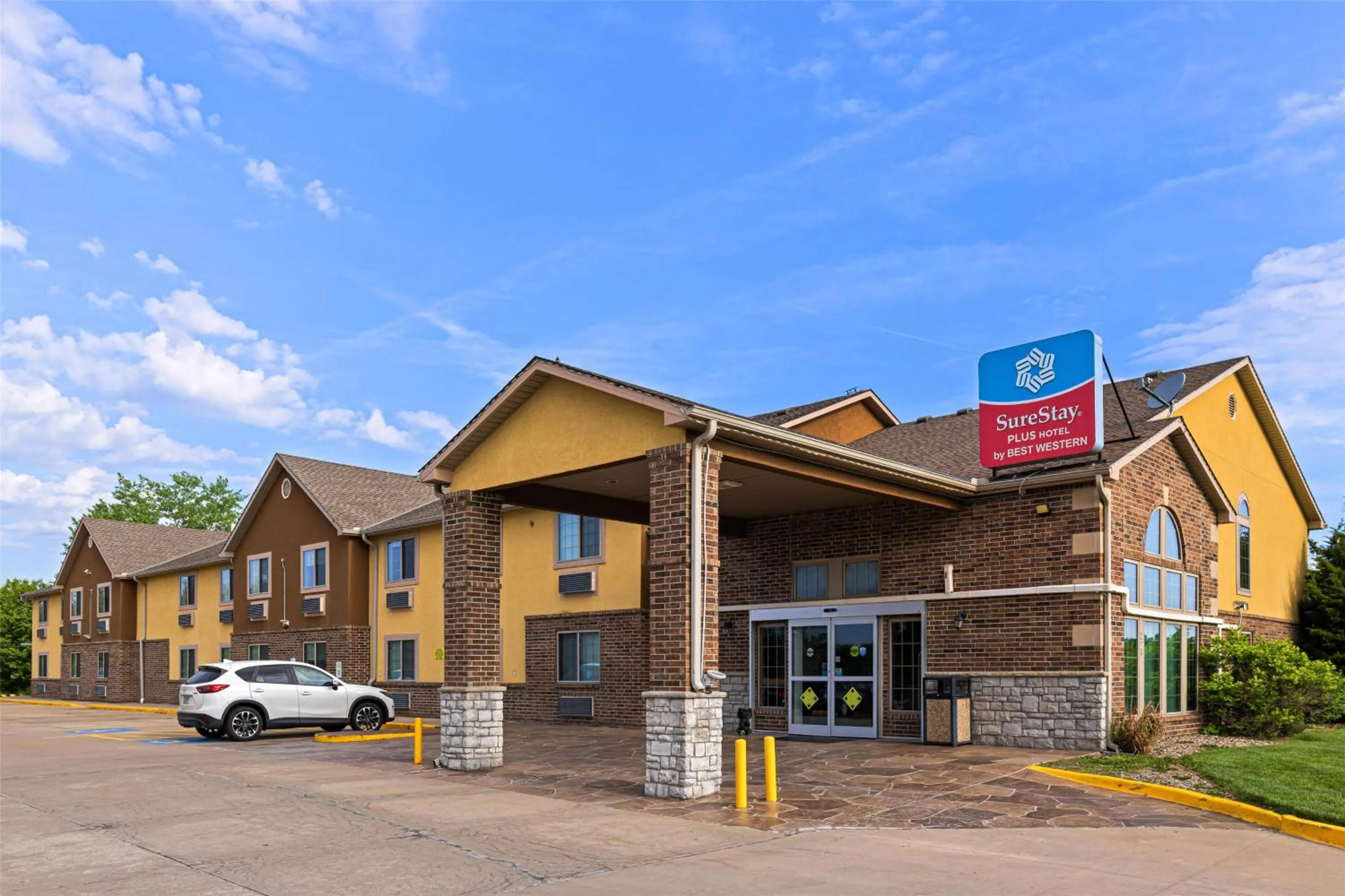 Property building in SureStay Plus Hotel by Best Western Kearney