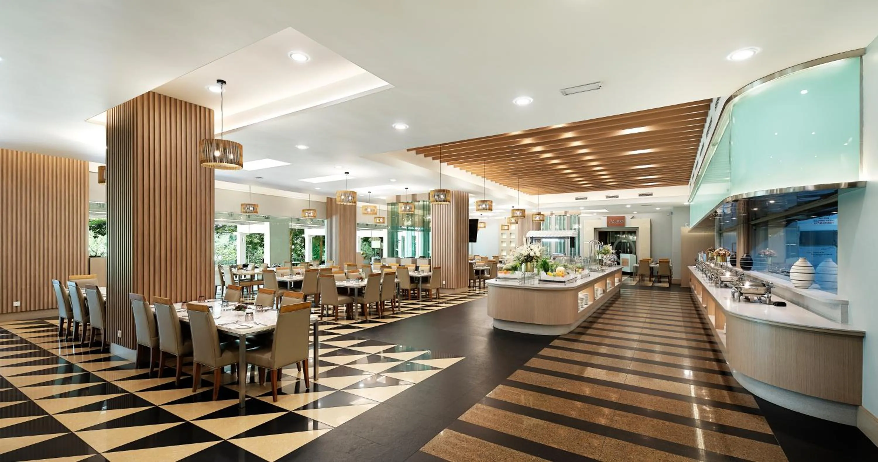 Restaurant/places to eat in Nilai Springs Resort Hotel