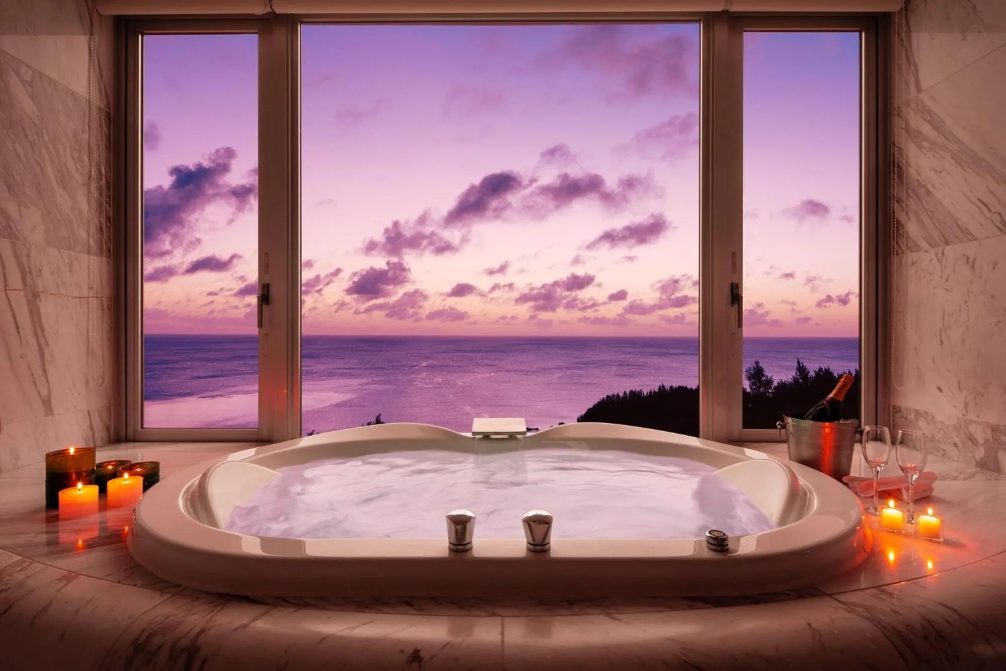 Bath in Oriental Hotel Okinawa Resort & Spa