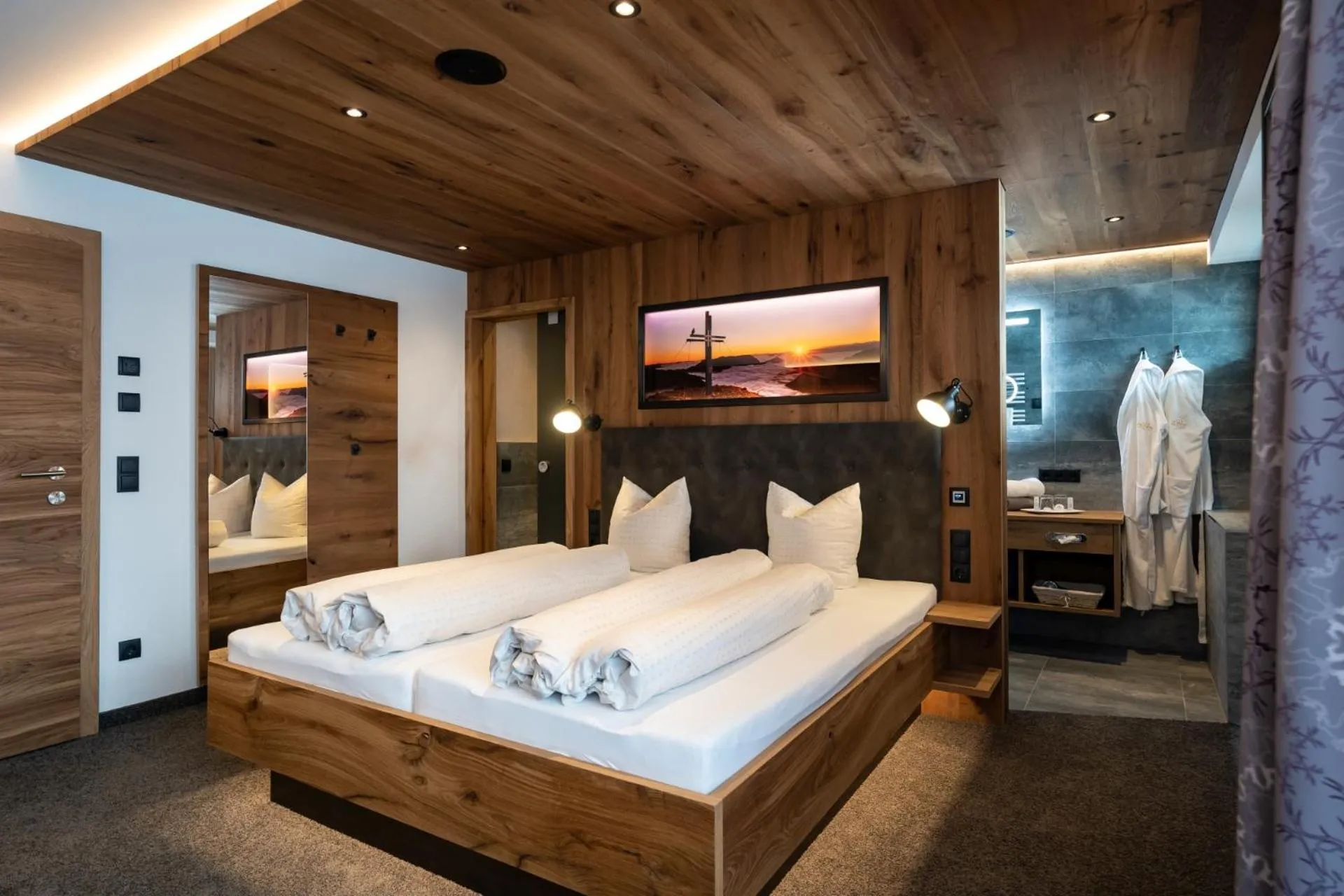 Photo of the whole room, Bed in Hotel Huber Hochland