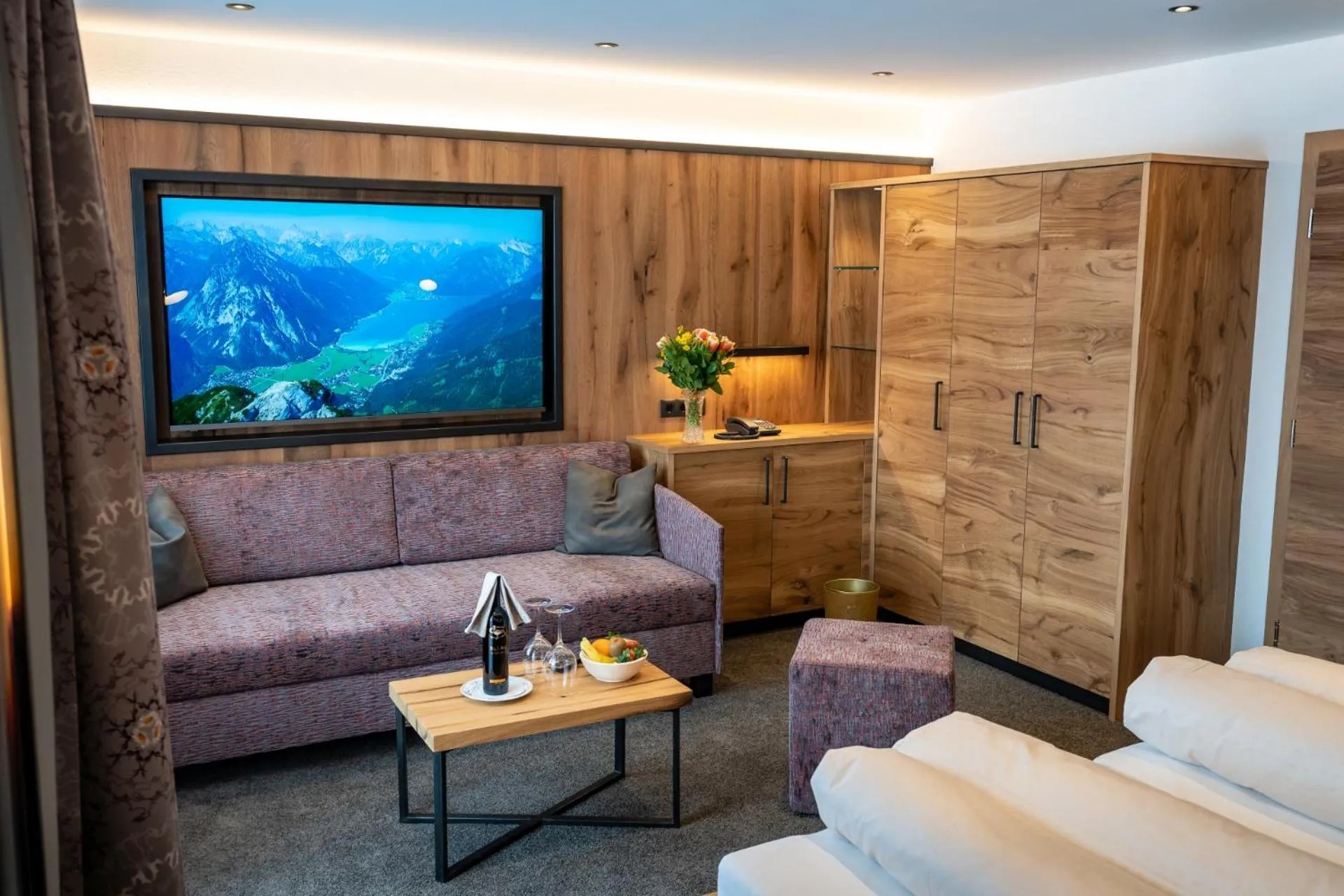Photo of the whole room in Hotel Huber Hochland