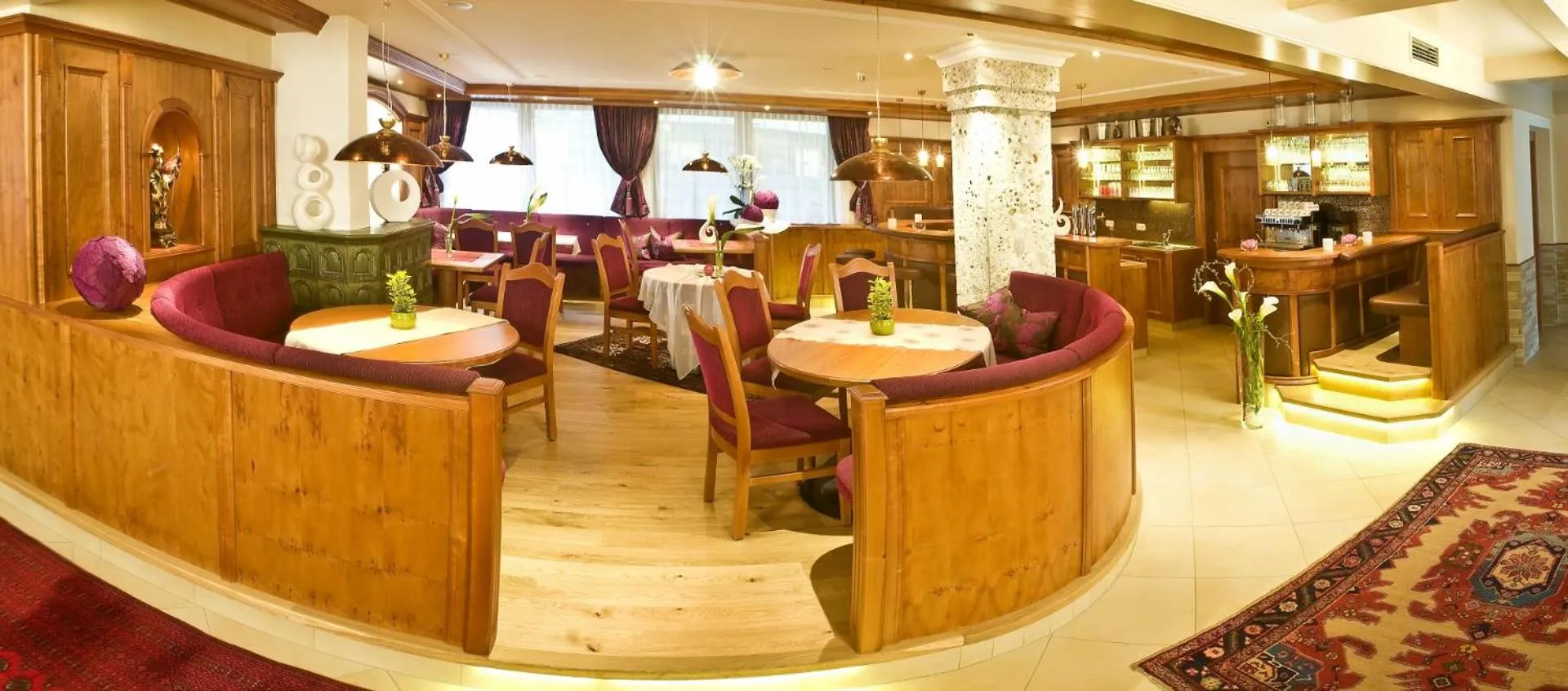 Lounge or bar in Hotel Huber Hochland