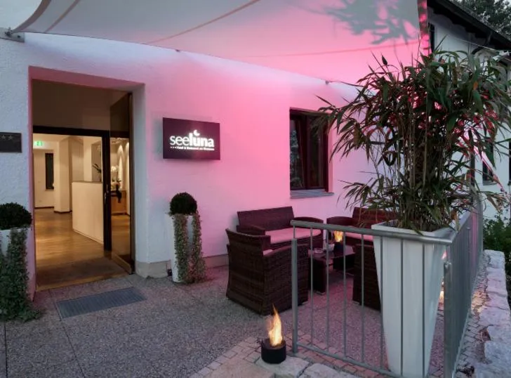 Facade/entrance in Hotel Seeluna am Klostersee