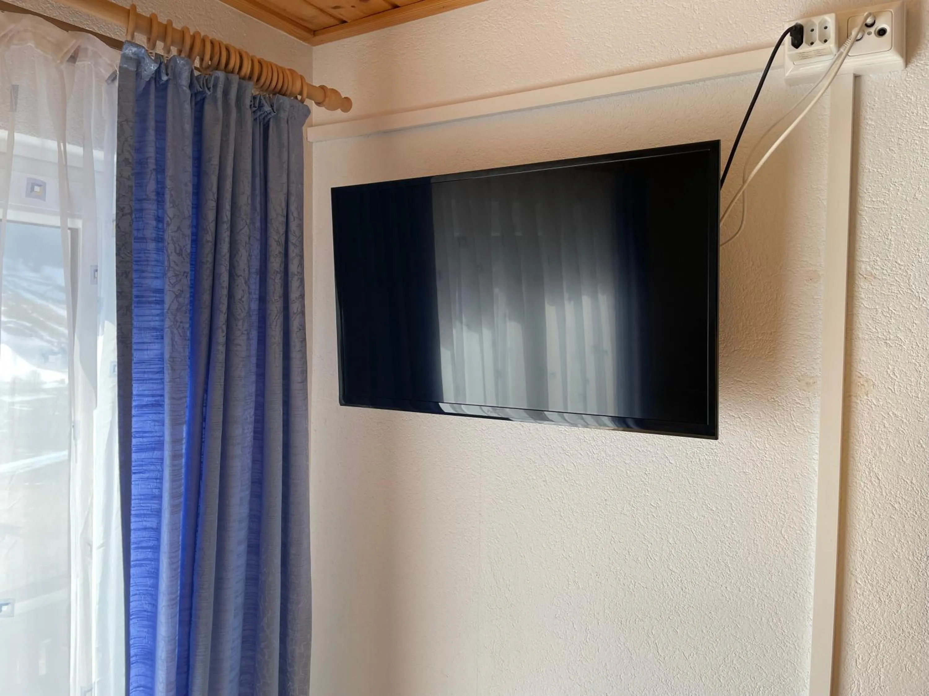 TV and multimedia in Haus Heimo