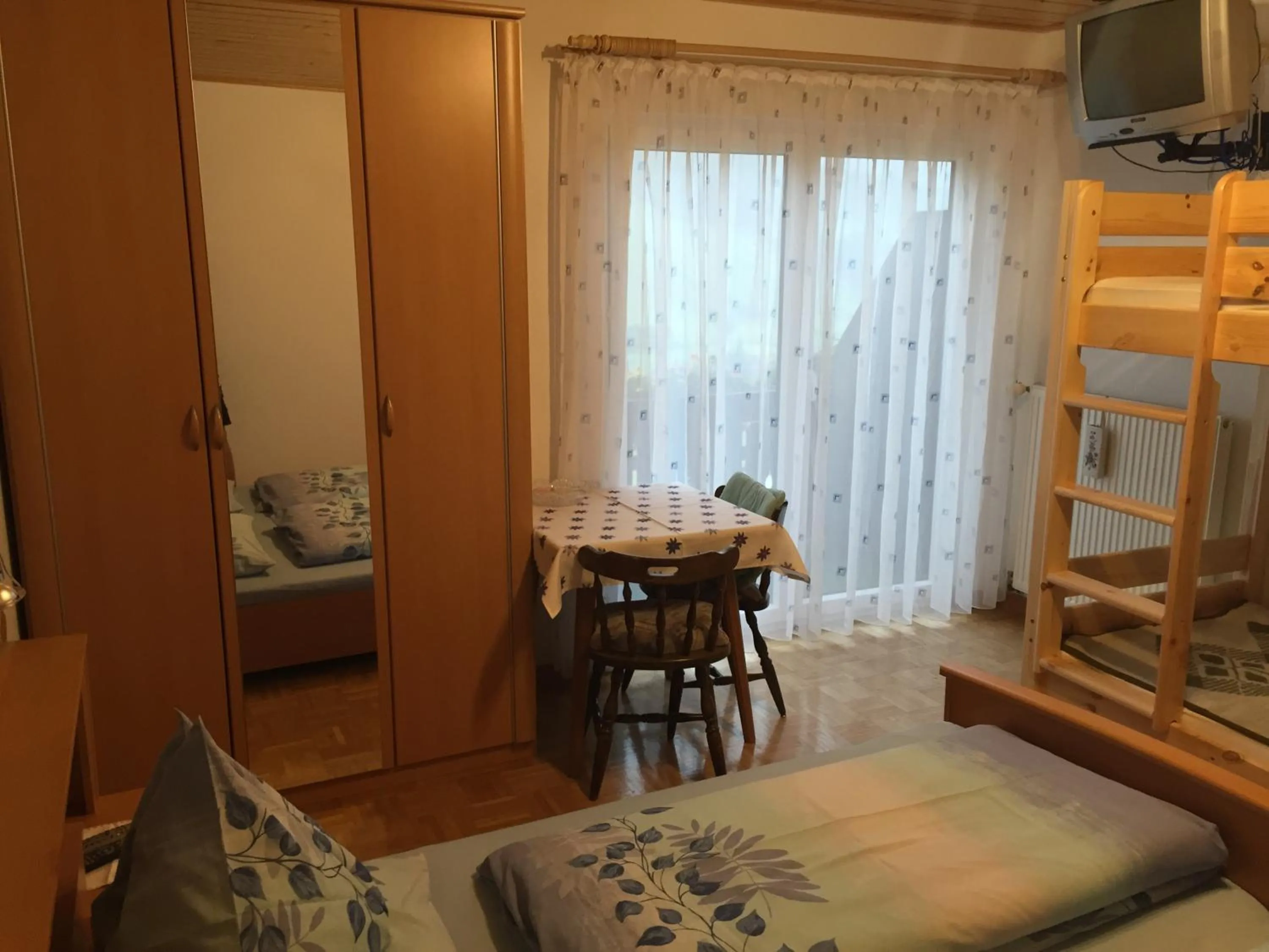 Photo of the whole room, Bed in Haus Heimo