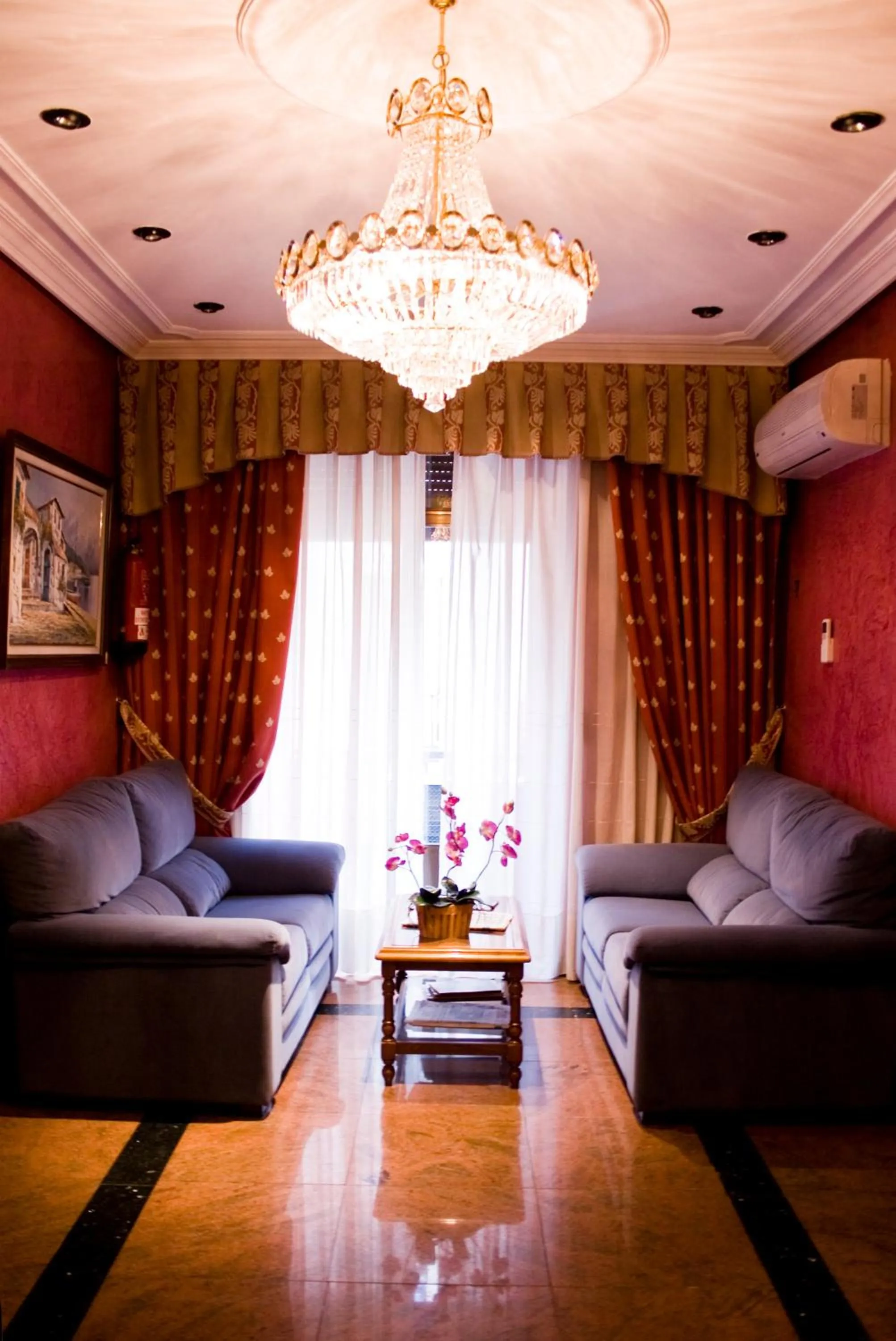 Seating area in Hostal Centro Sol Madrid