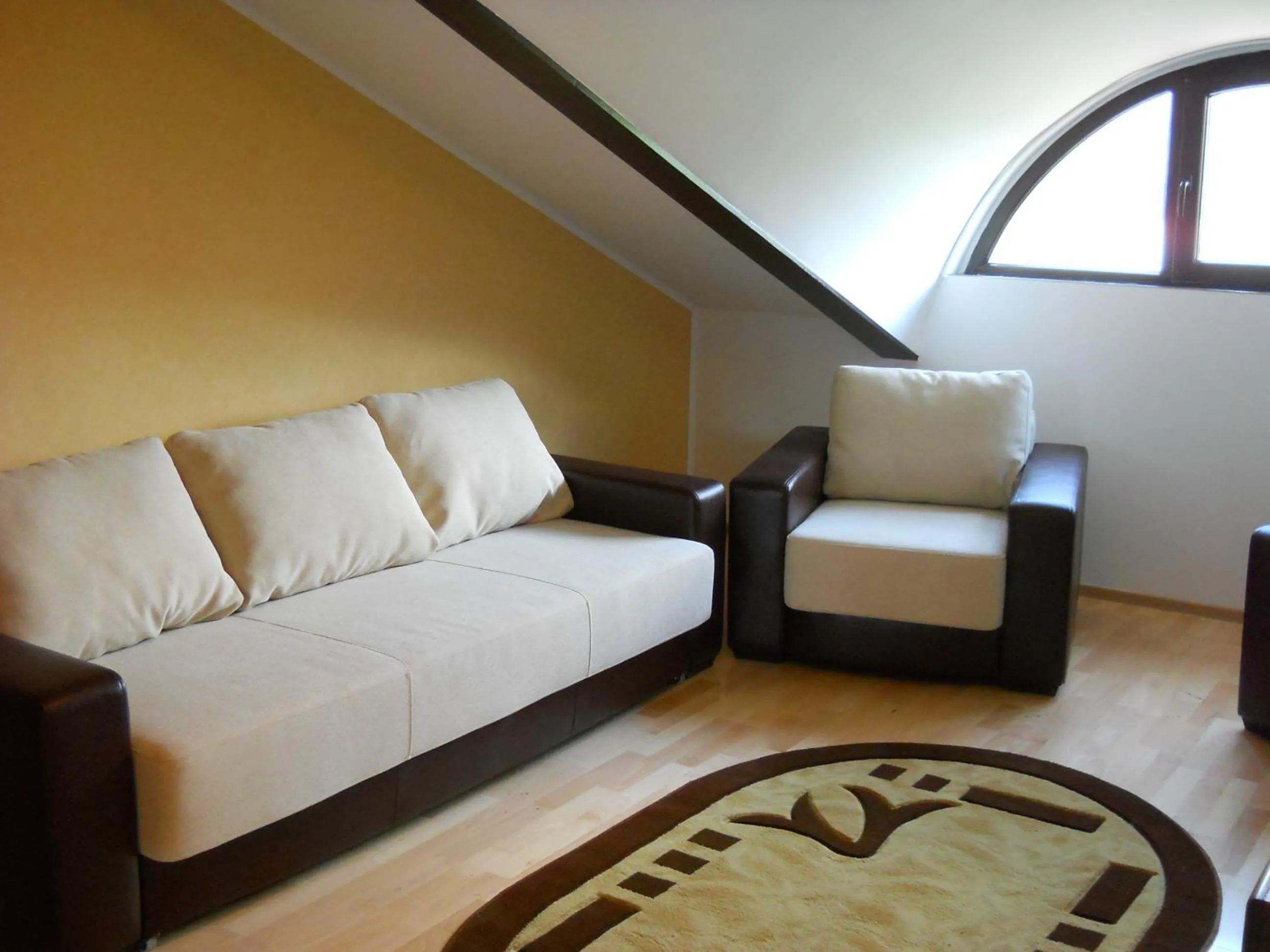 Living room in Hotel Valea cu Pesti