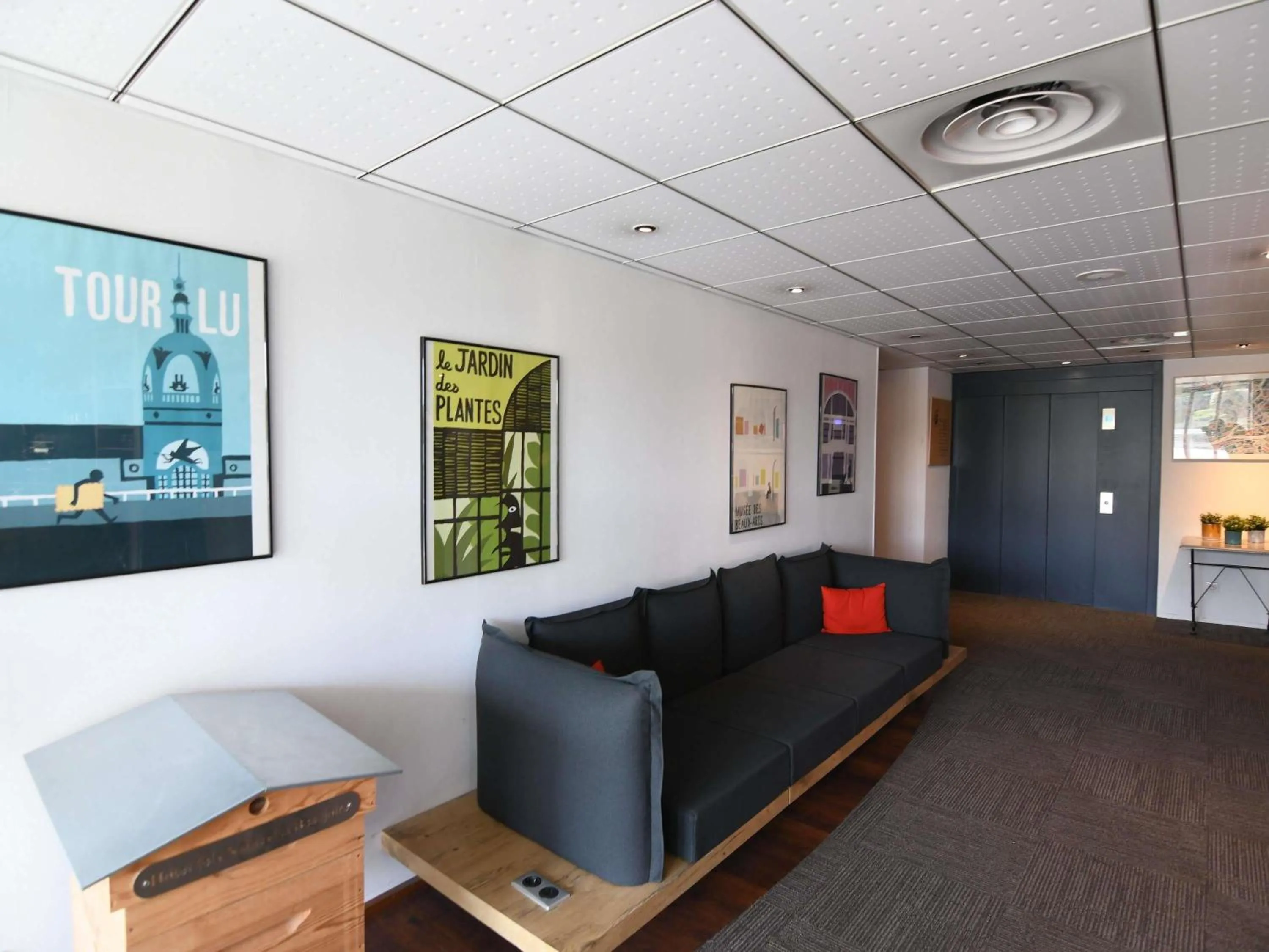 Property building in Ibis Nantes la Beaujoire Parc Expo