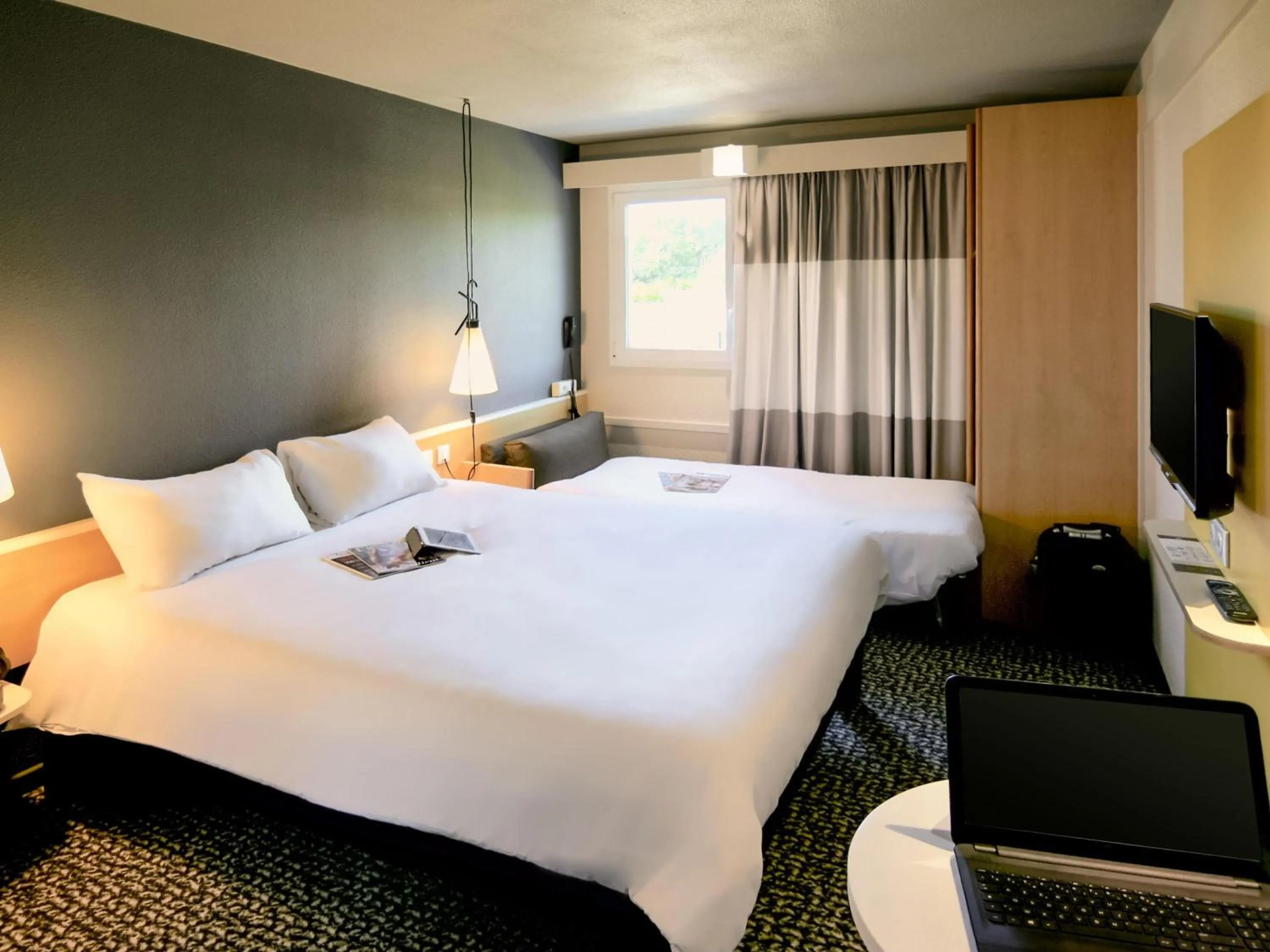 Bedroom, Bed in Ibis Nantes la Beaujoire Parc Expo