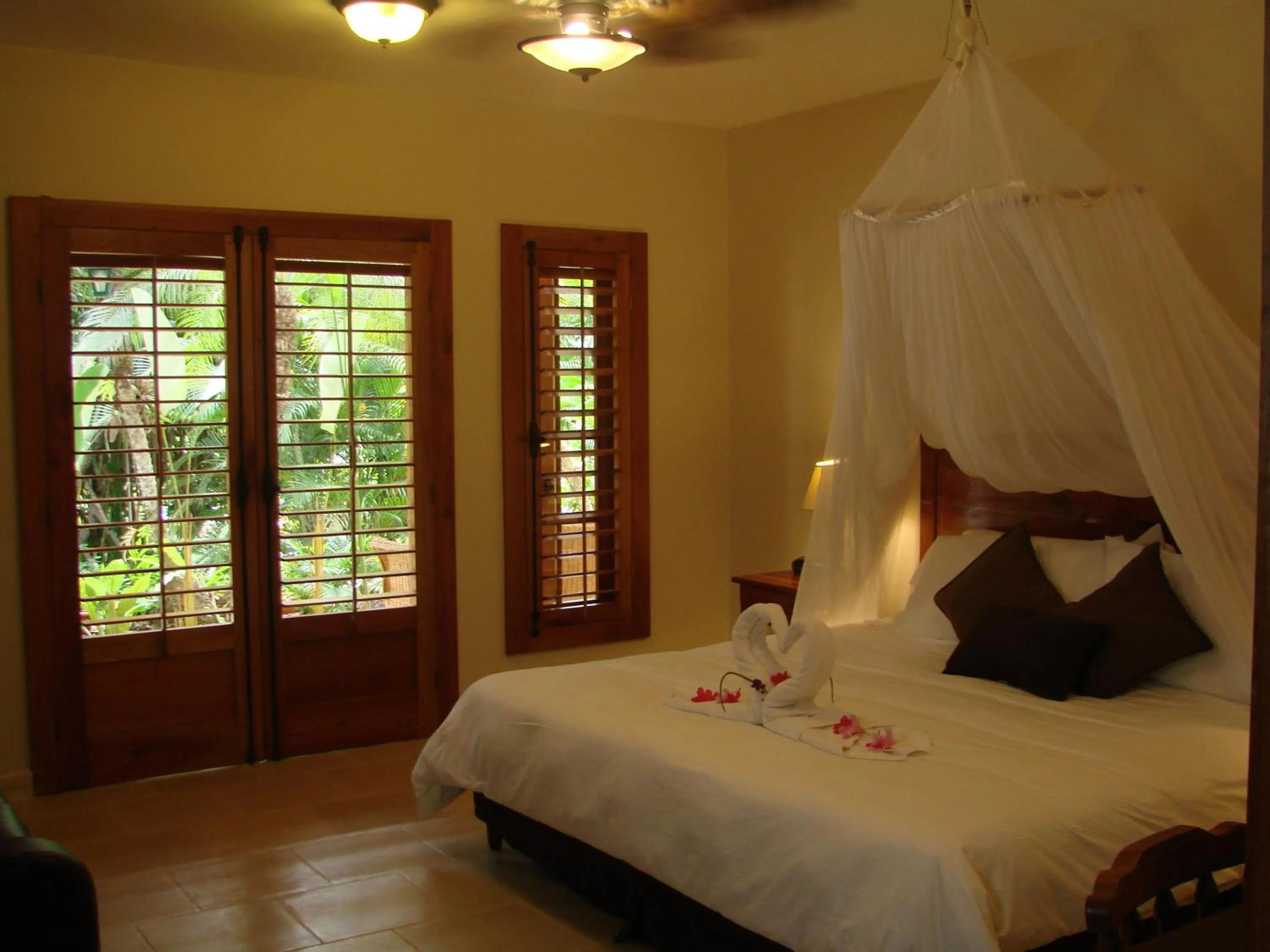 Bed in The Falls at Manuel Antonio