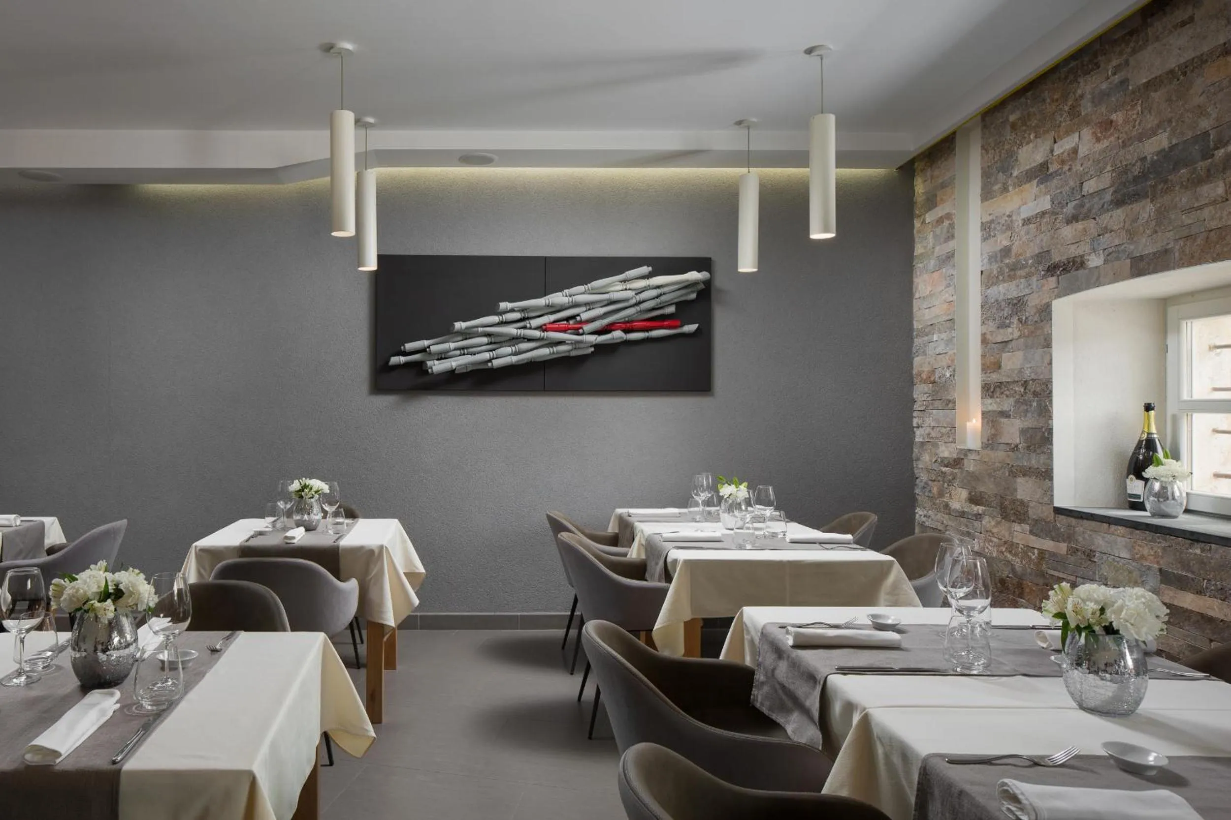 Restaurant/places to eat in Hotel La Grisa