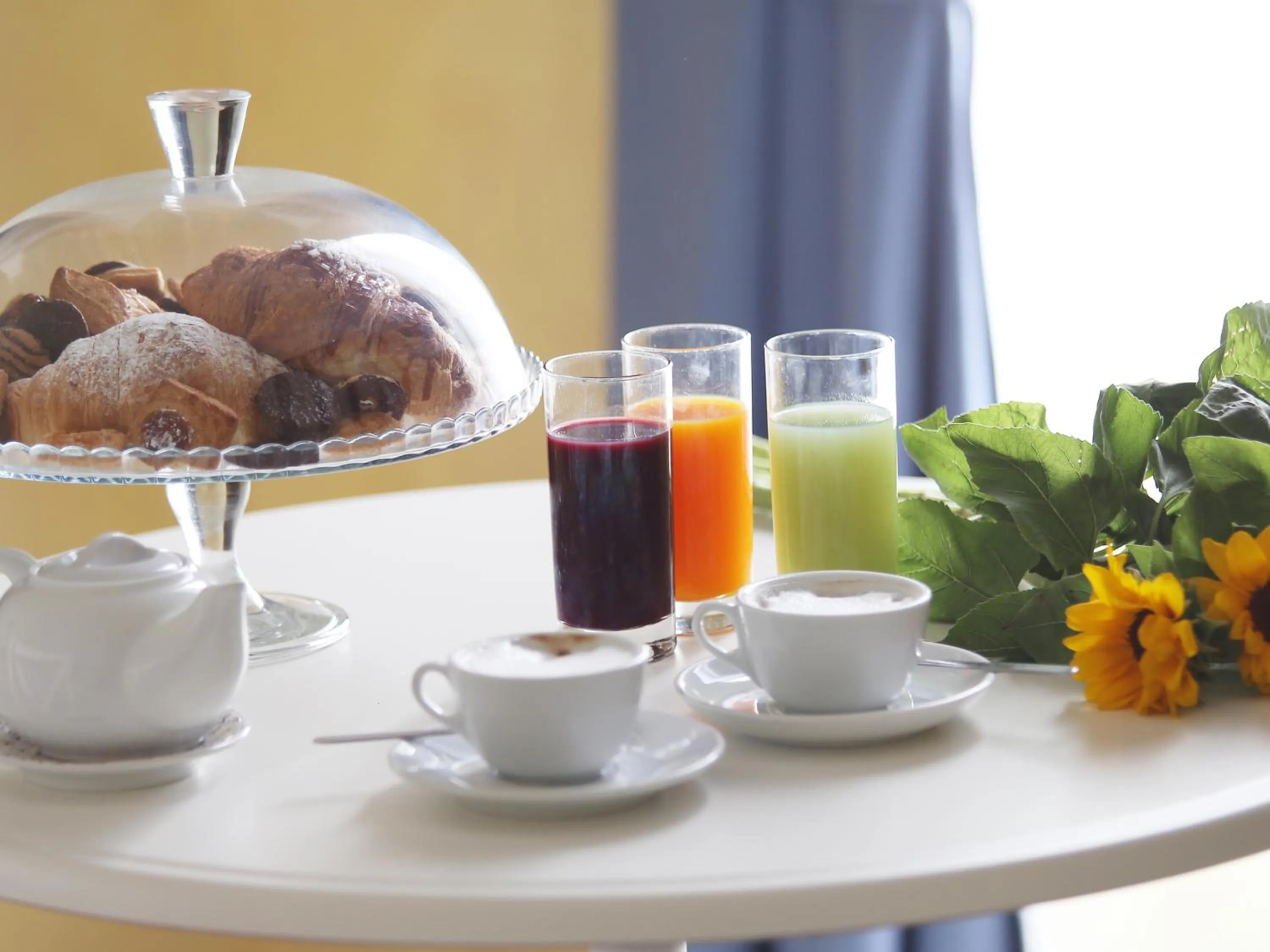 Decorative detail in Santa Lucia 50