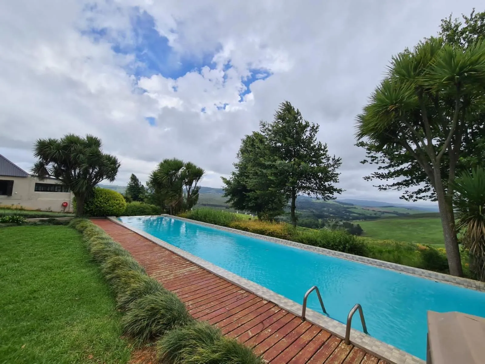 Pool view in Mount Shekinah Country Hotel