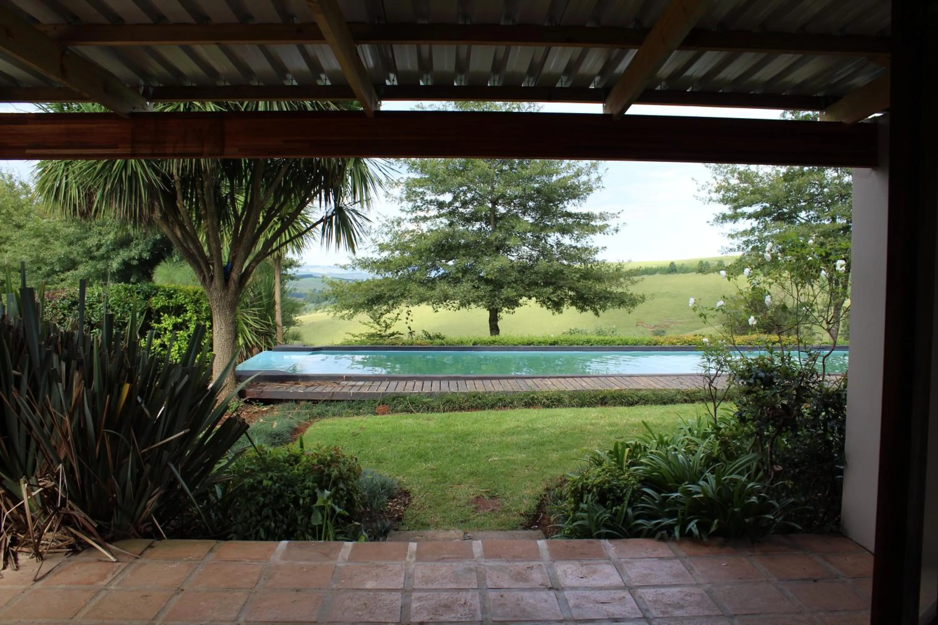 Swimming pool in Mount Shekinah Country Hotel