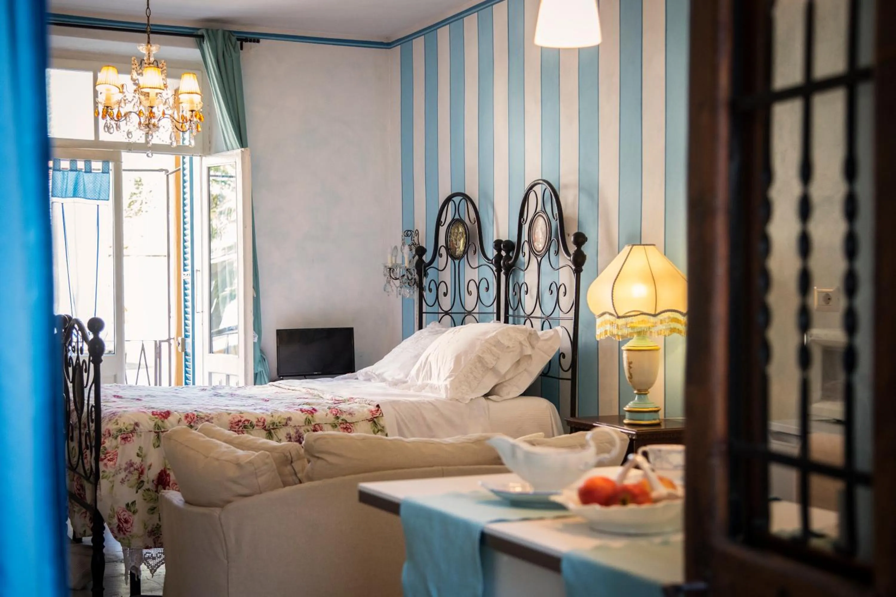 Bed in Residence Briona