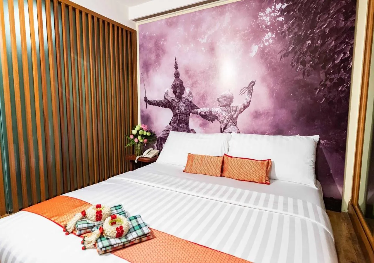 Bedroom, Bed in Dang Derm Khaosan