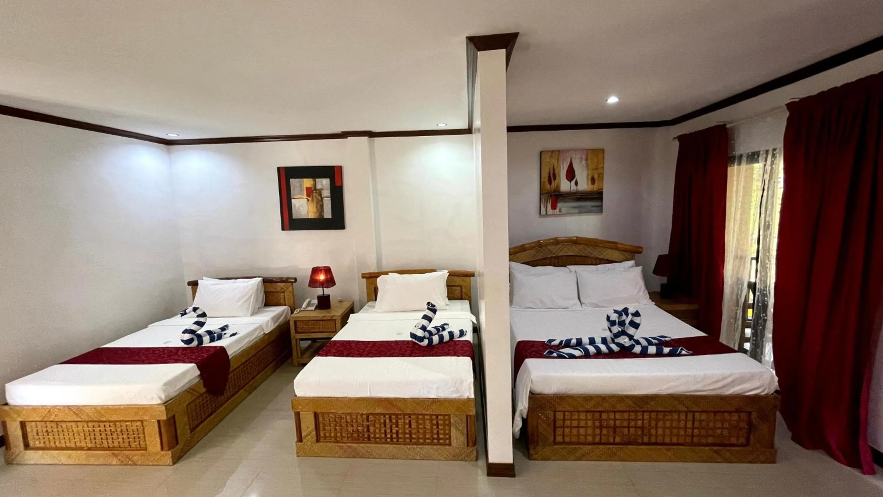 Photo of the whole room, Bed in Anda White Beach Resort