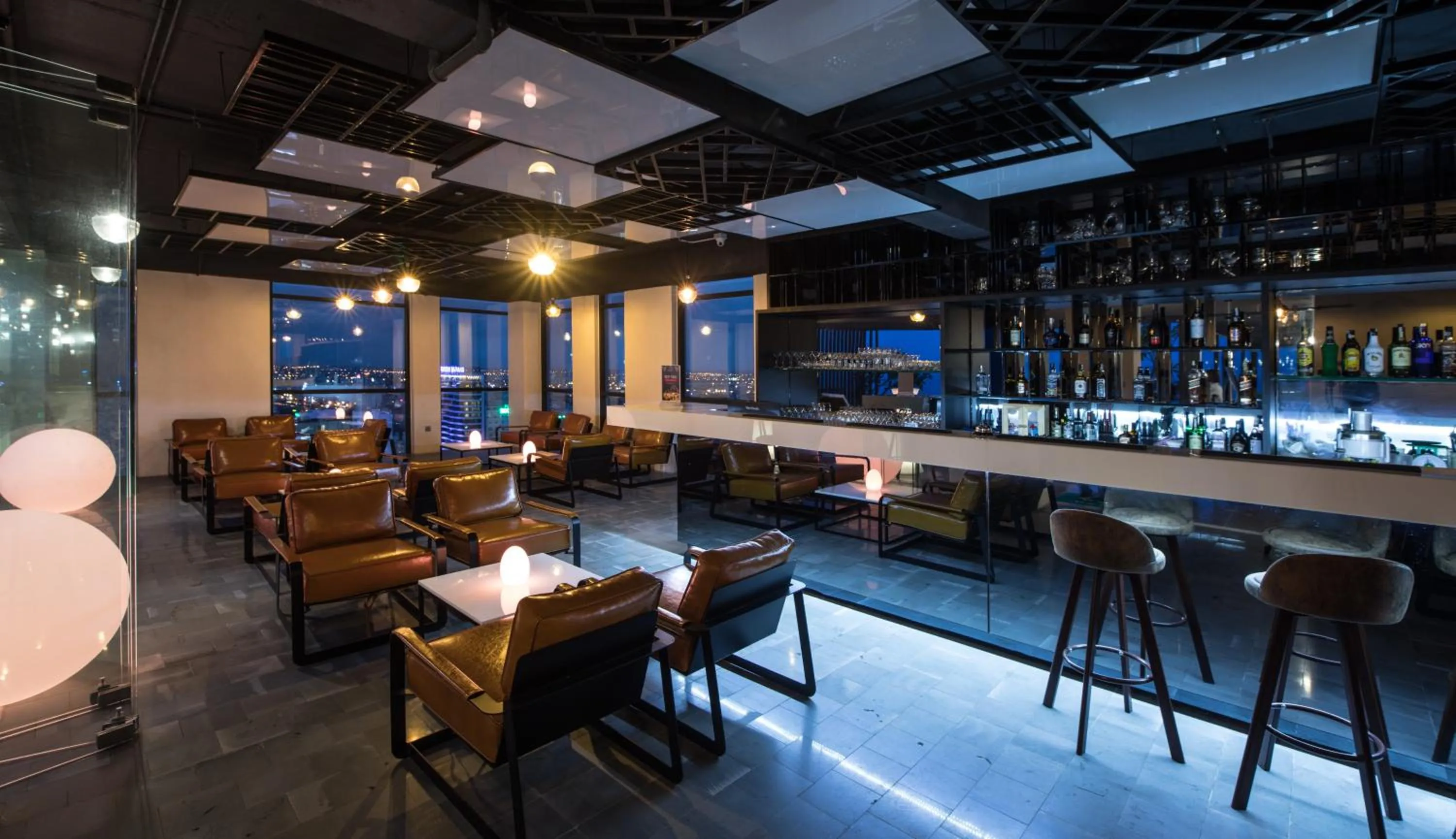 Lounge or bar in HAIAN Beach Hotel & Spa