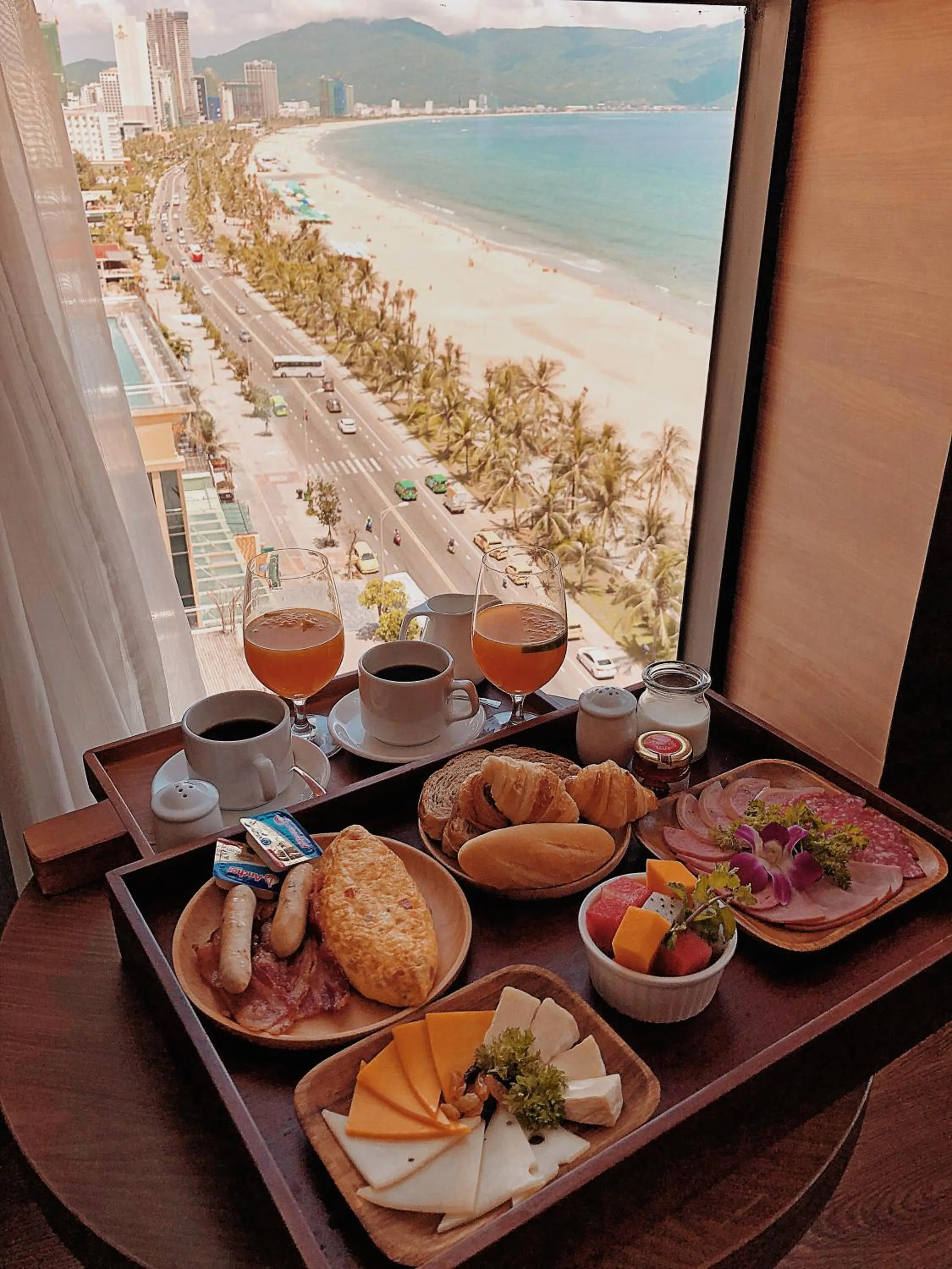 Meals in HAIAN Beach Hotel & Spa