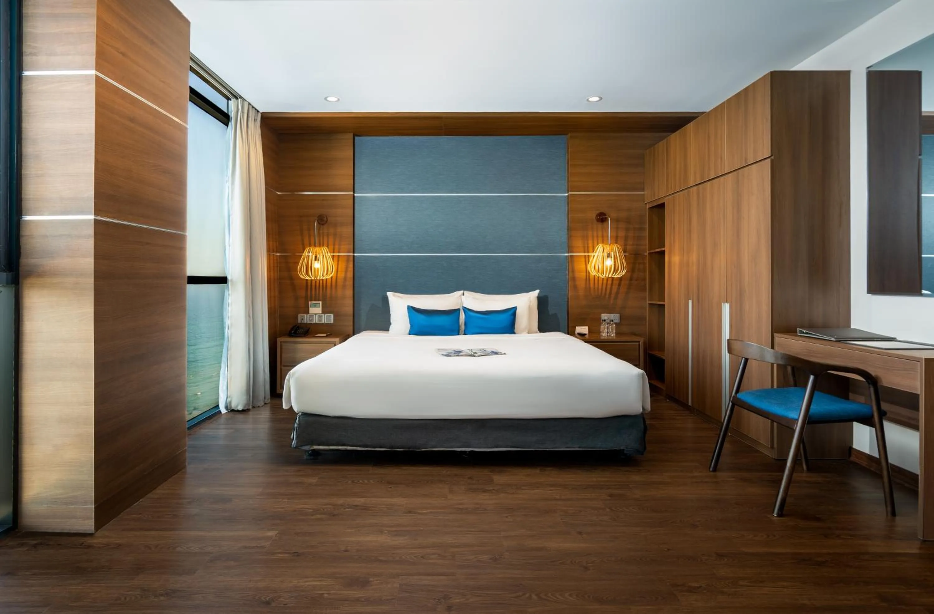 Bed in HAIAN Beach Hotel & Spa