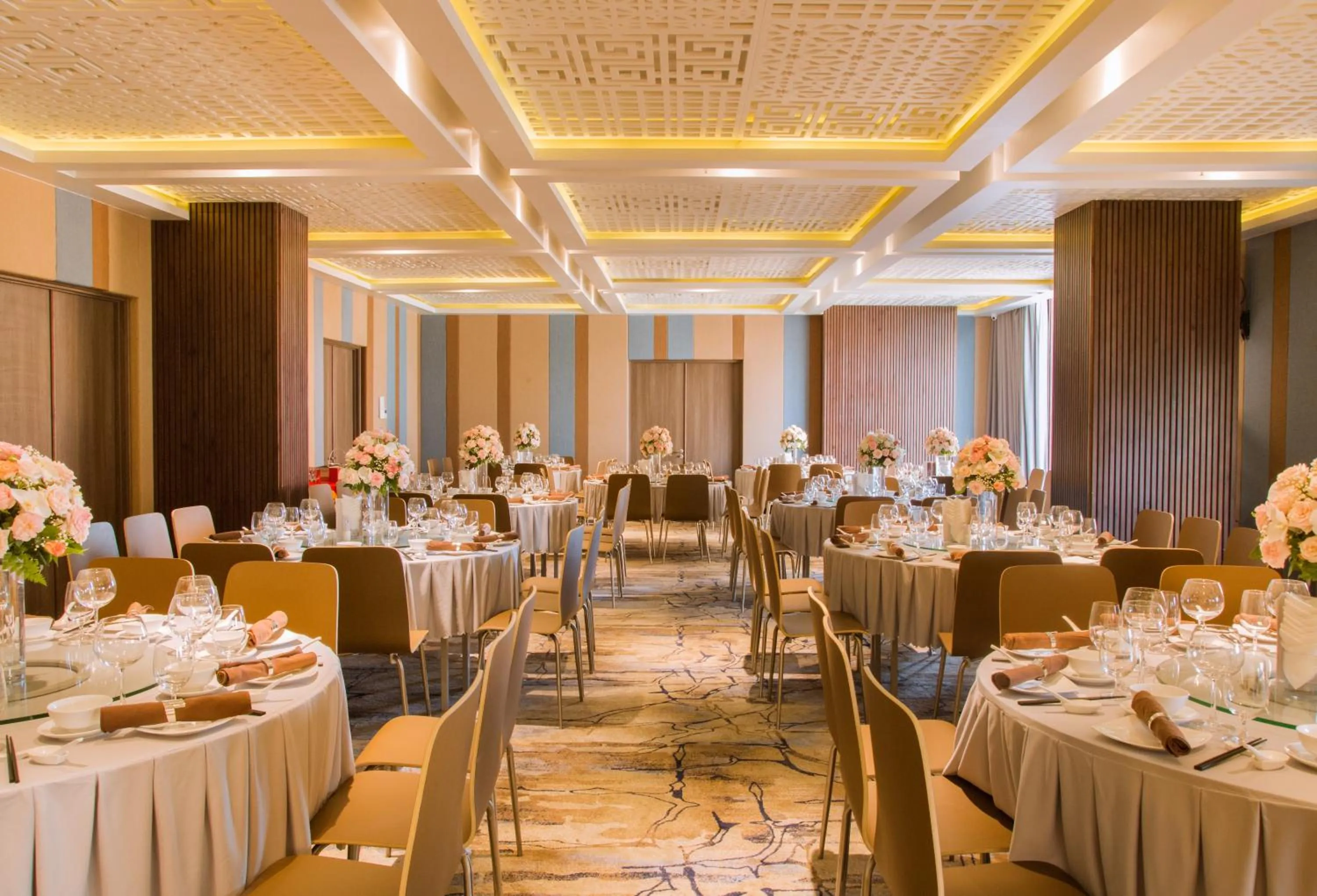 Banquet/Function facilities in HAIAN Beach Hotel & Spa