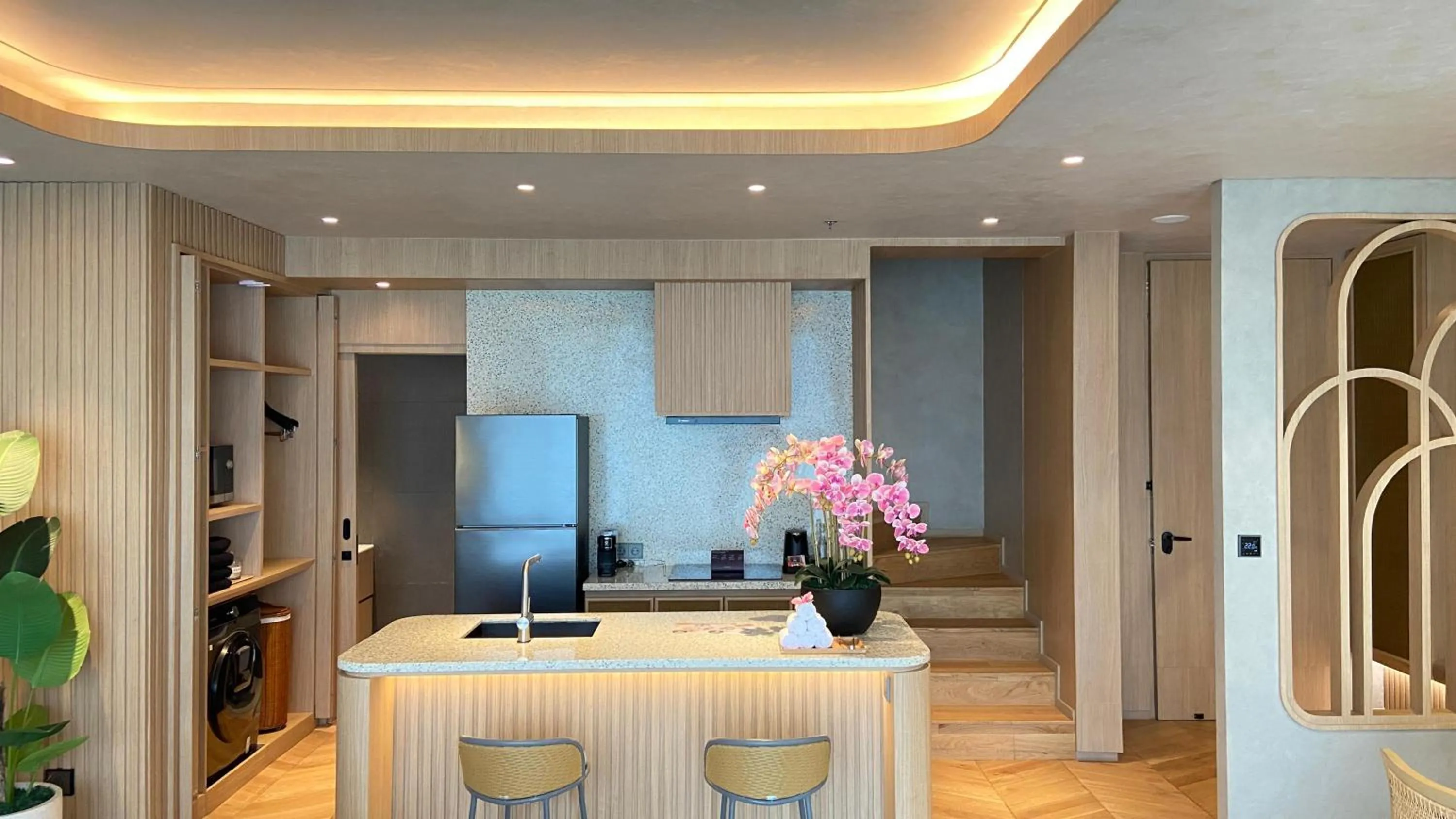 Kitchen or kitchenette in Morrissey Hotel