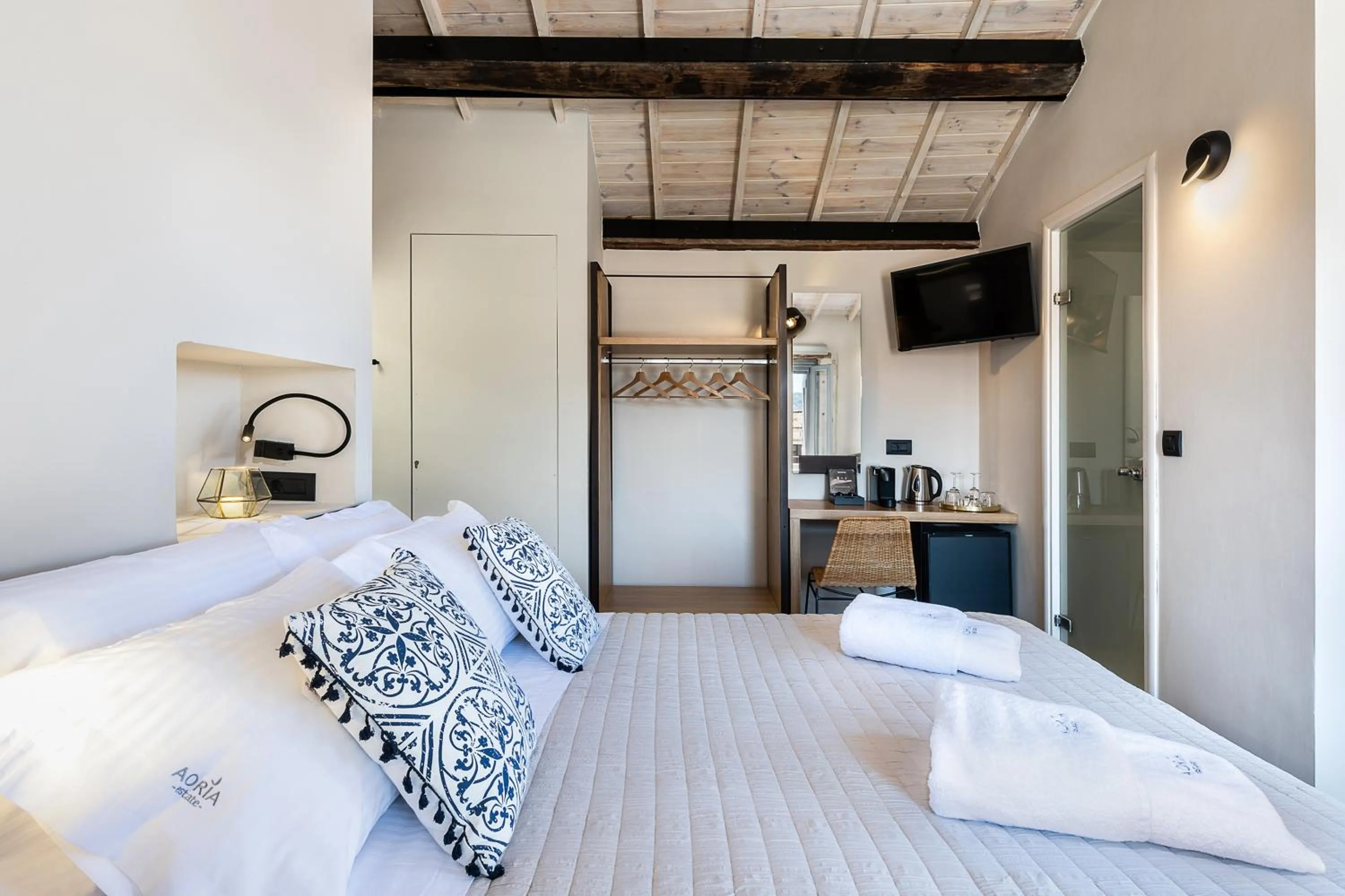 Bed in Aoria Estate Old Port