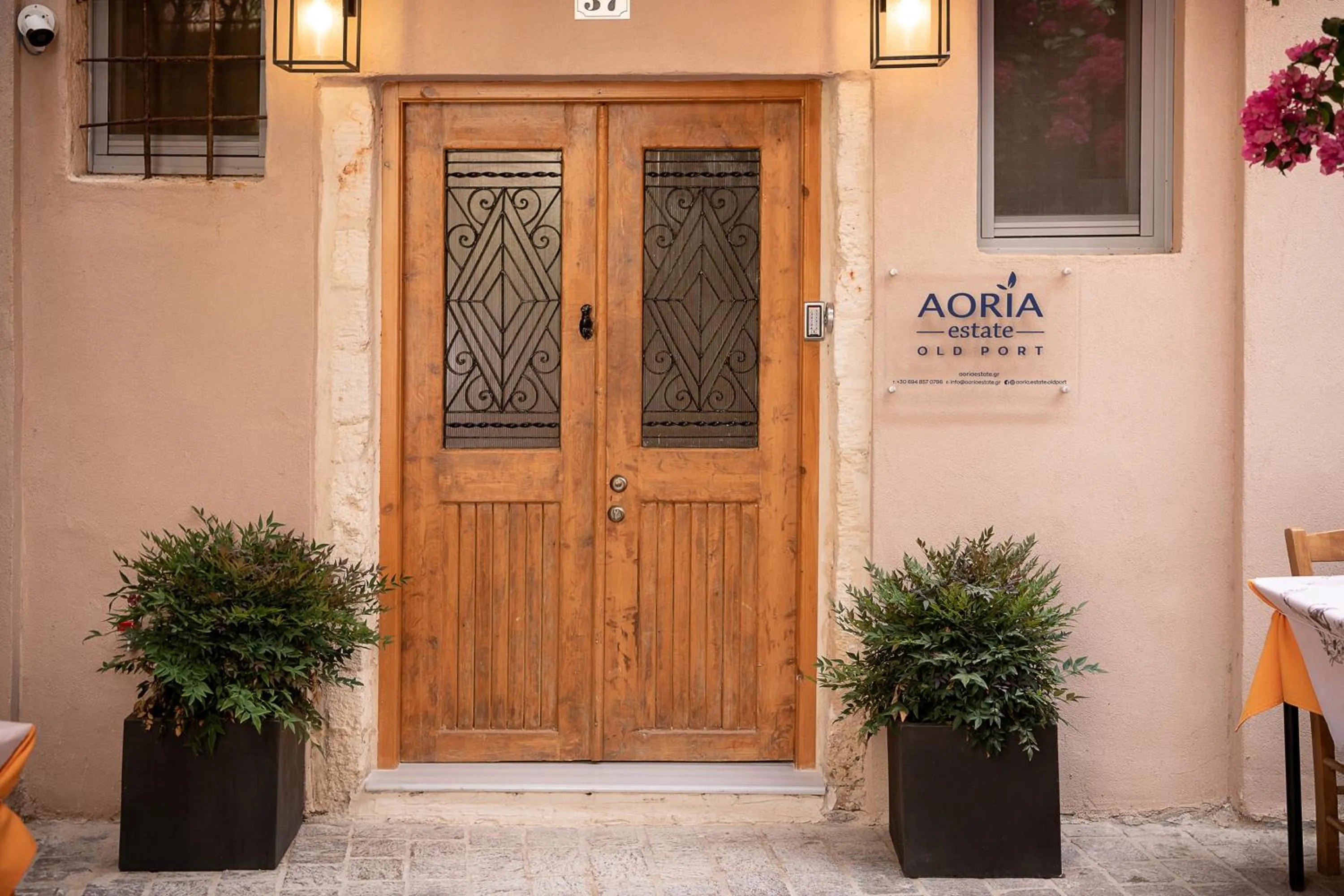 Facade/entrance in Aoria Estate Old Port
