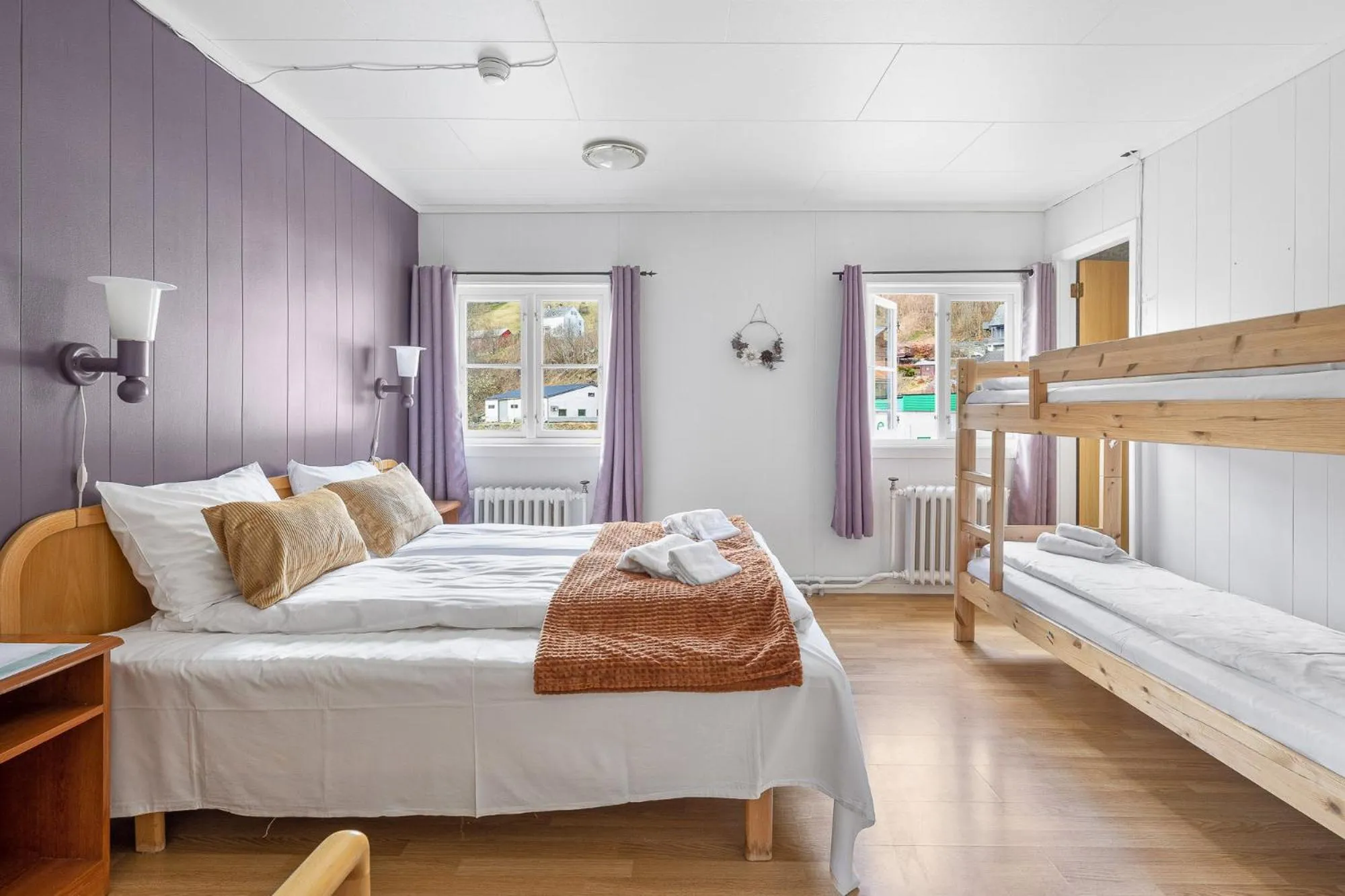 Photo of the whole room, Bed in Hardanger Guesthouse