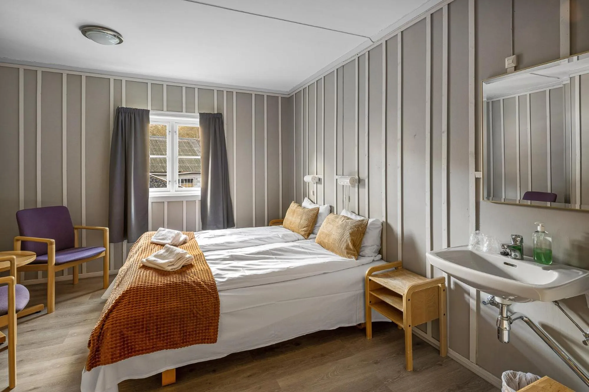 Bedroom, Bed in Hardanger Guesthouse