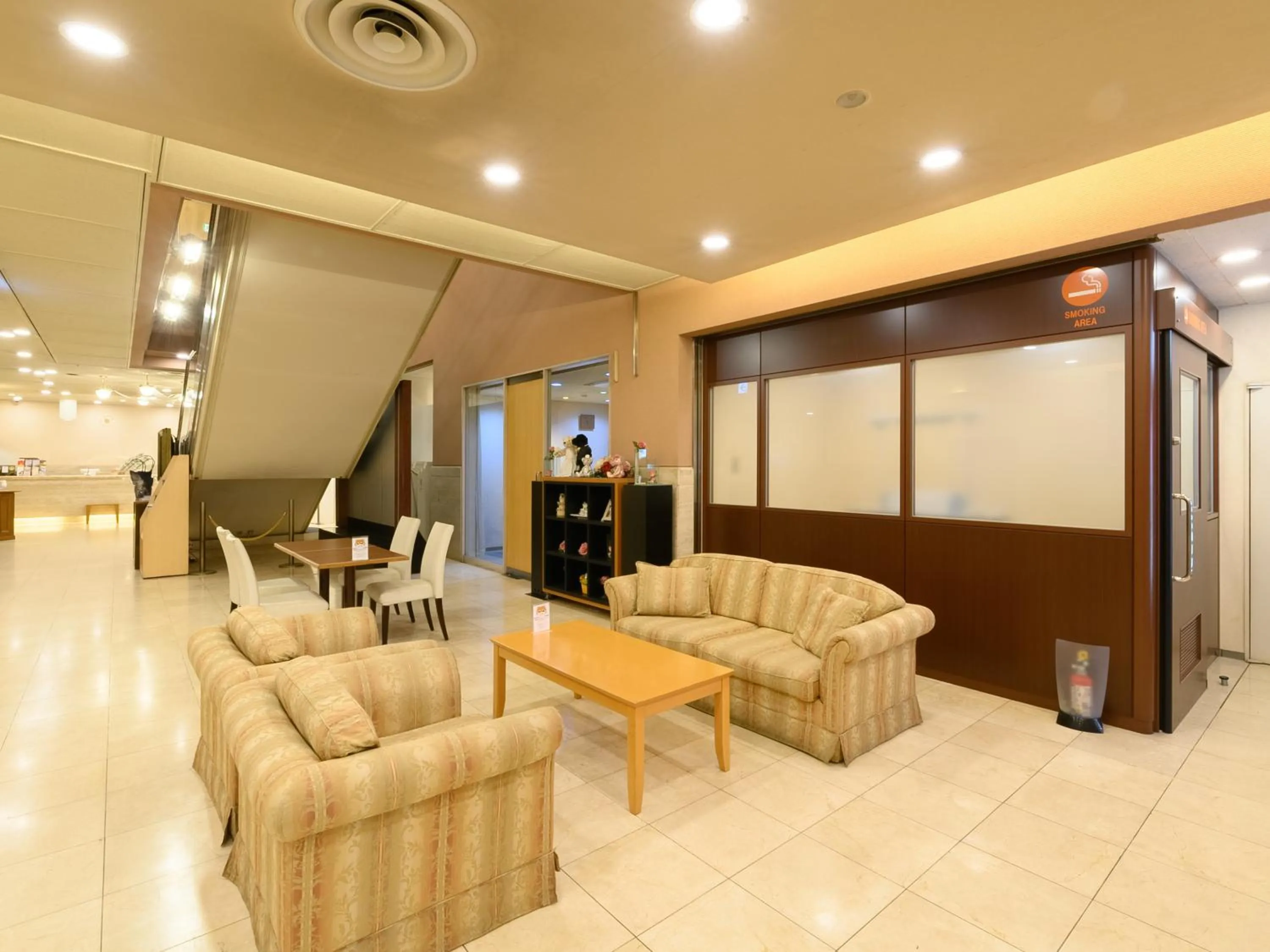 Lobby or reception in Sabae City Hotel