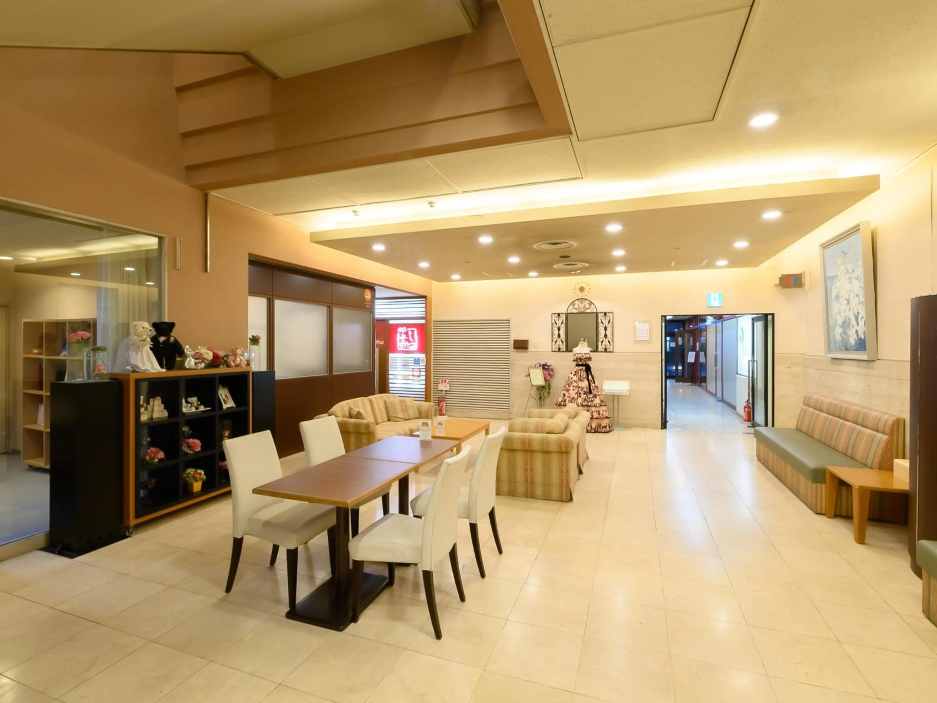 Lobby or reception in Sabae City Hotel