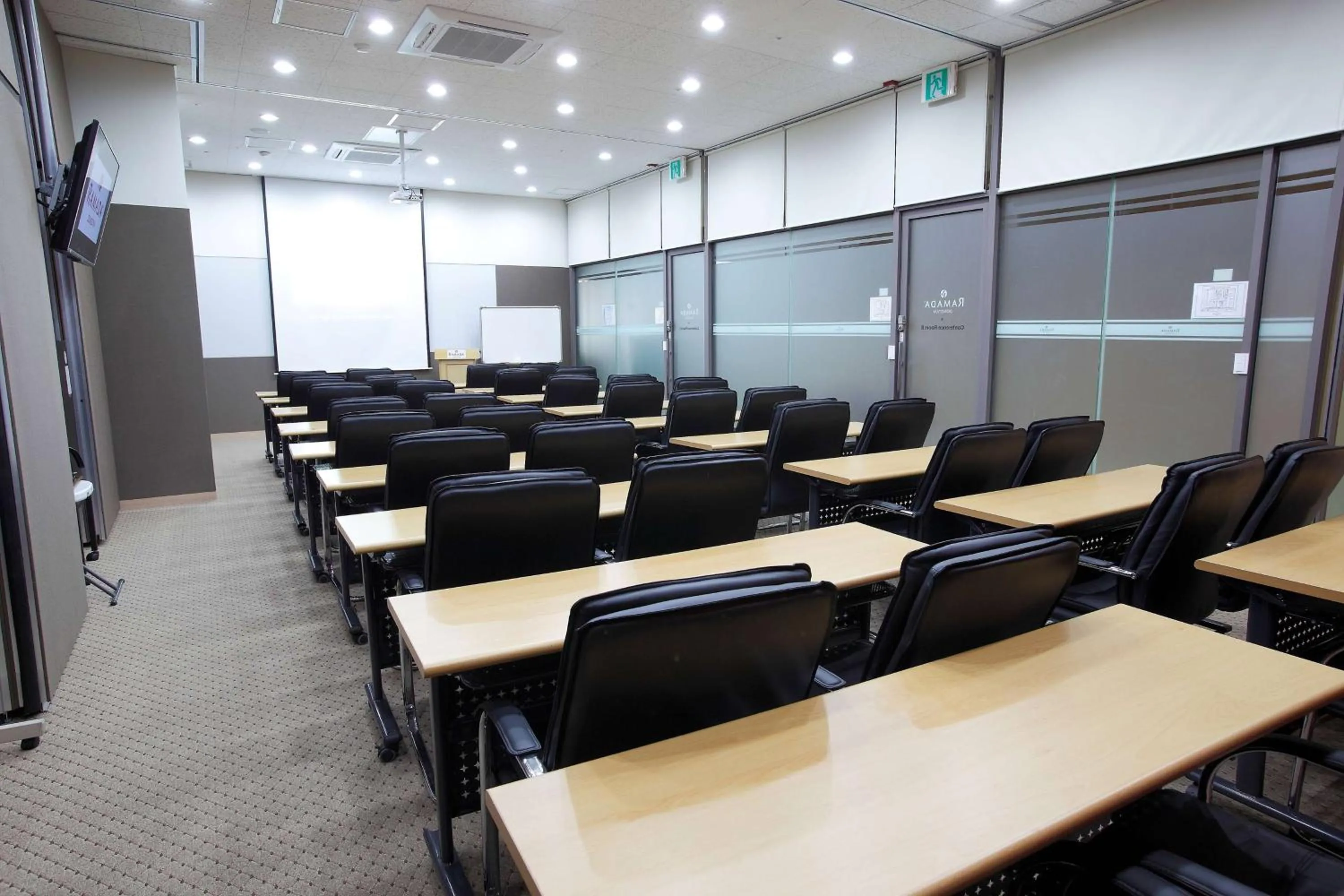 Meeting/conference room in Ramada by Wyndham Dongtan