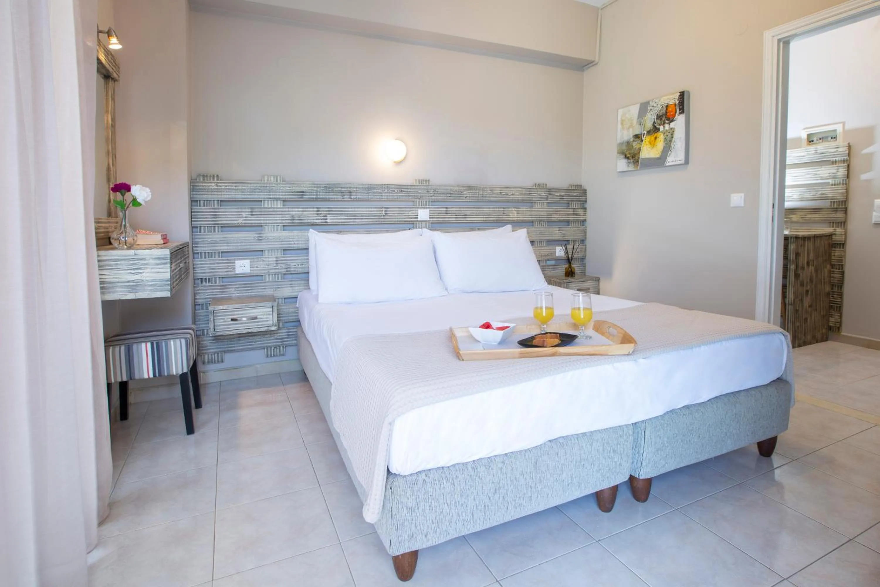 Bed in Athina résidence