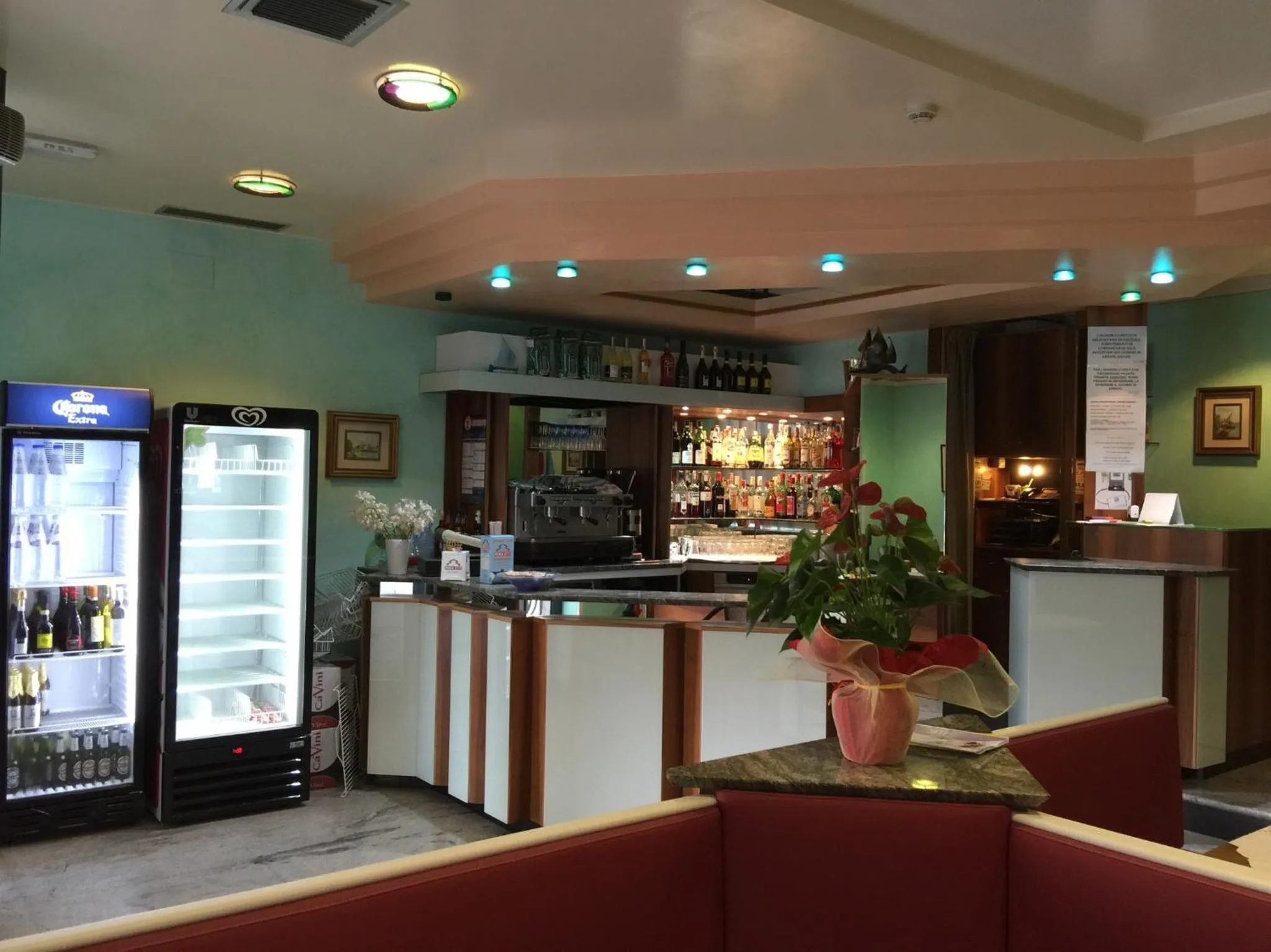 Lounge or bar in Hotel Ragno D'Oro